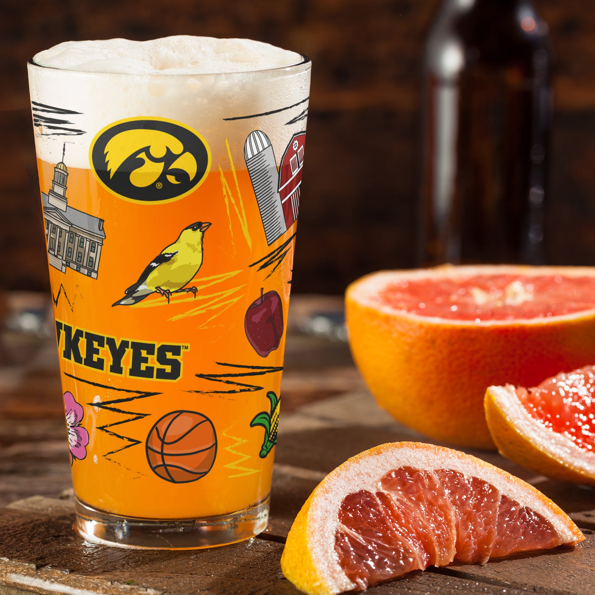 Set of 2 Iowa Hawkeyes Local 16oz Pints