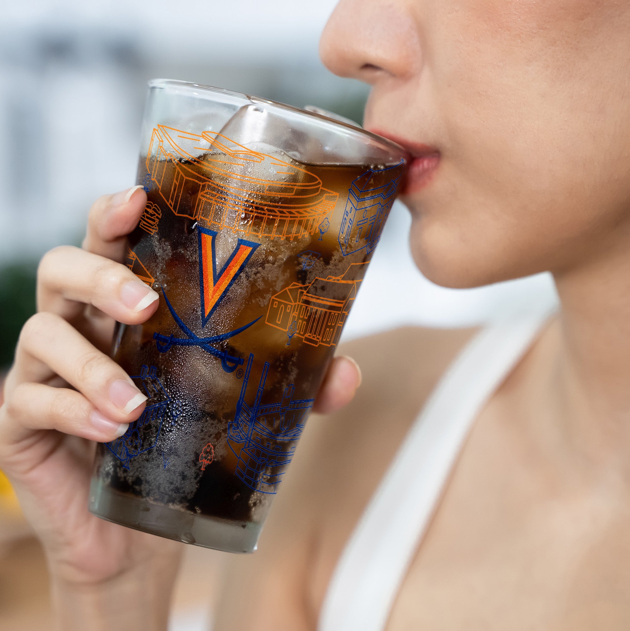 Set of 2 Virginia Cavaliers Campus Line Art 16oz Pints