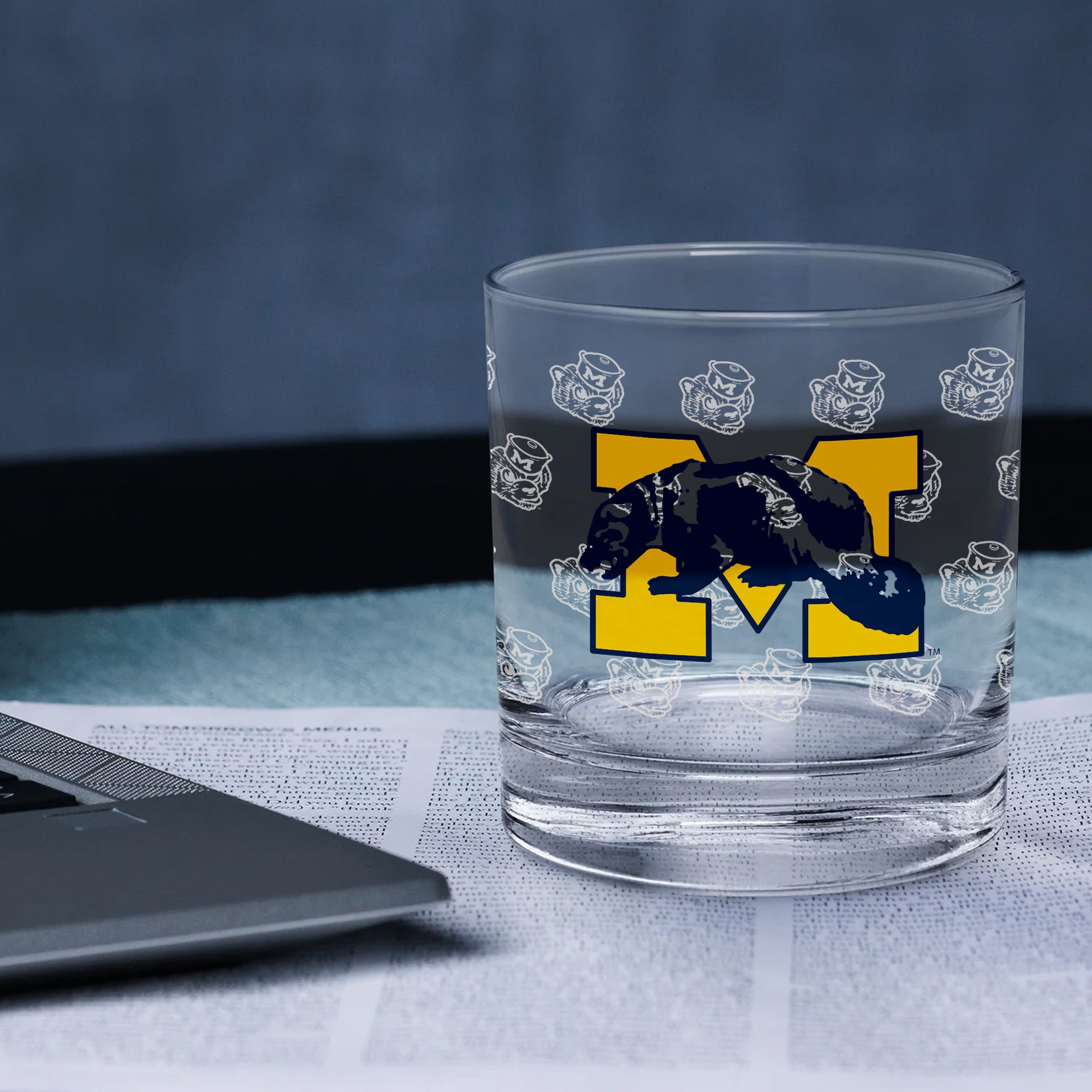 Set of 4 Michigan Wolverines College Vault Rocks Glasses