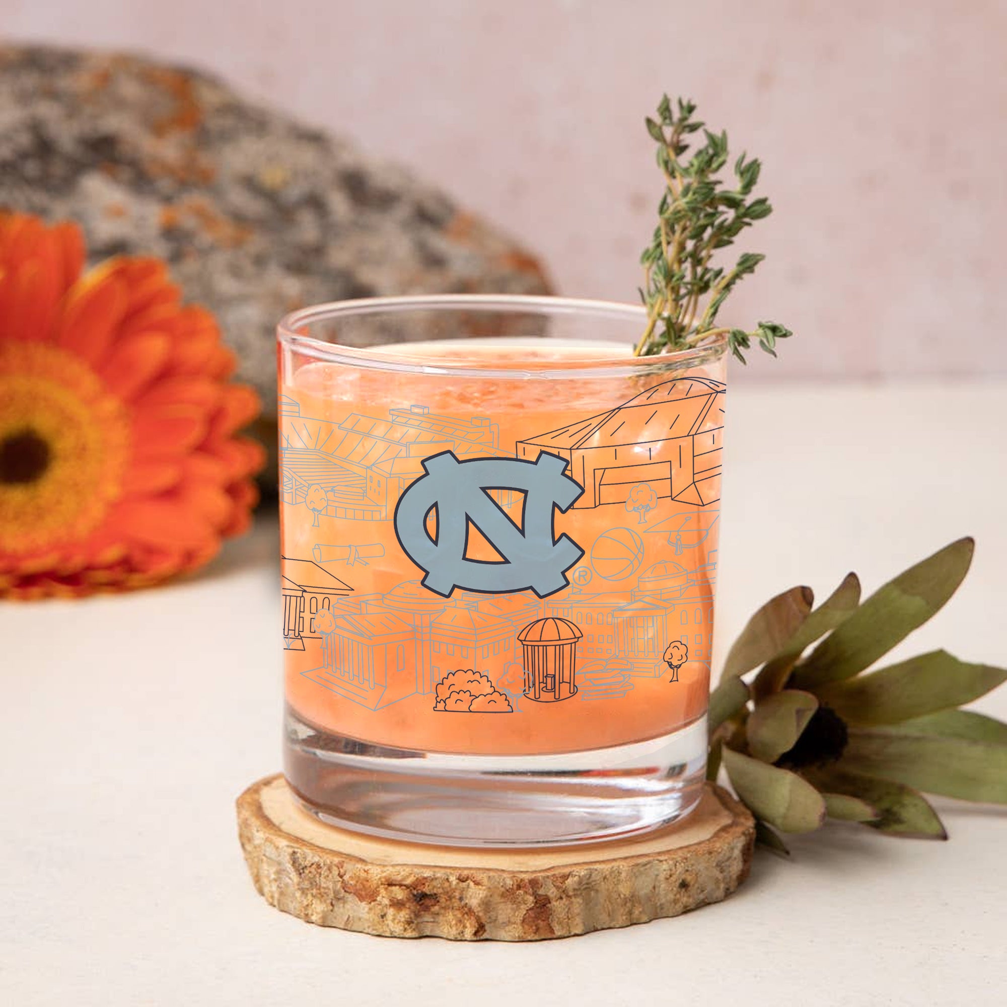 Set of 4 North Carolina Tar Heels Campus Line Art 14oz Rocks Glasses