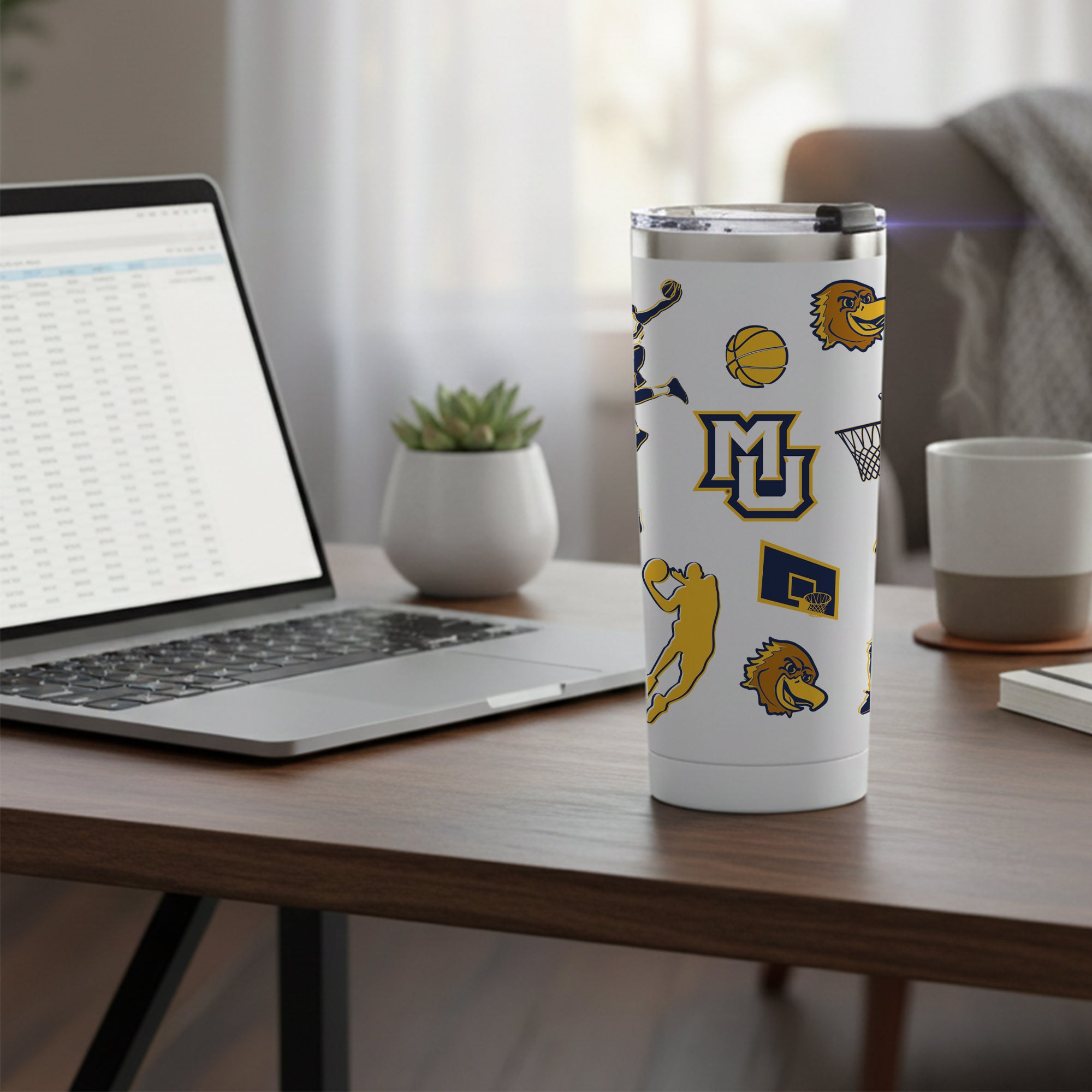 24oz Marquette Golden Eagles Basketball Sketch Tumbler