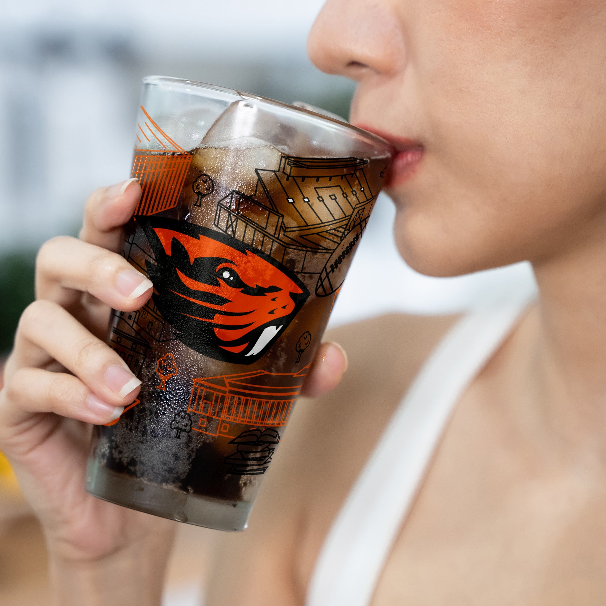 Set of 2 Oregon State Beavers Campus Line Art 16oz Pints