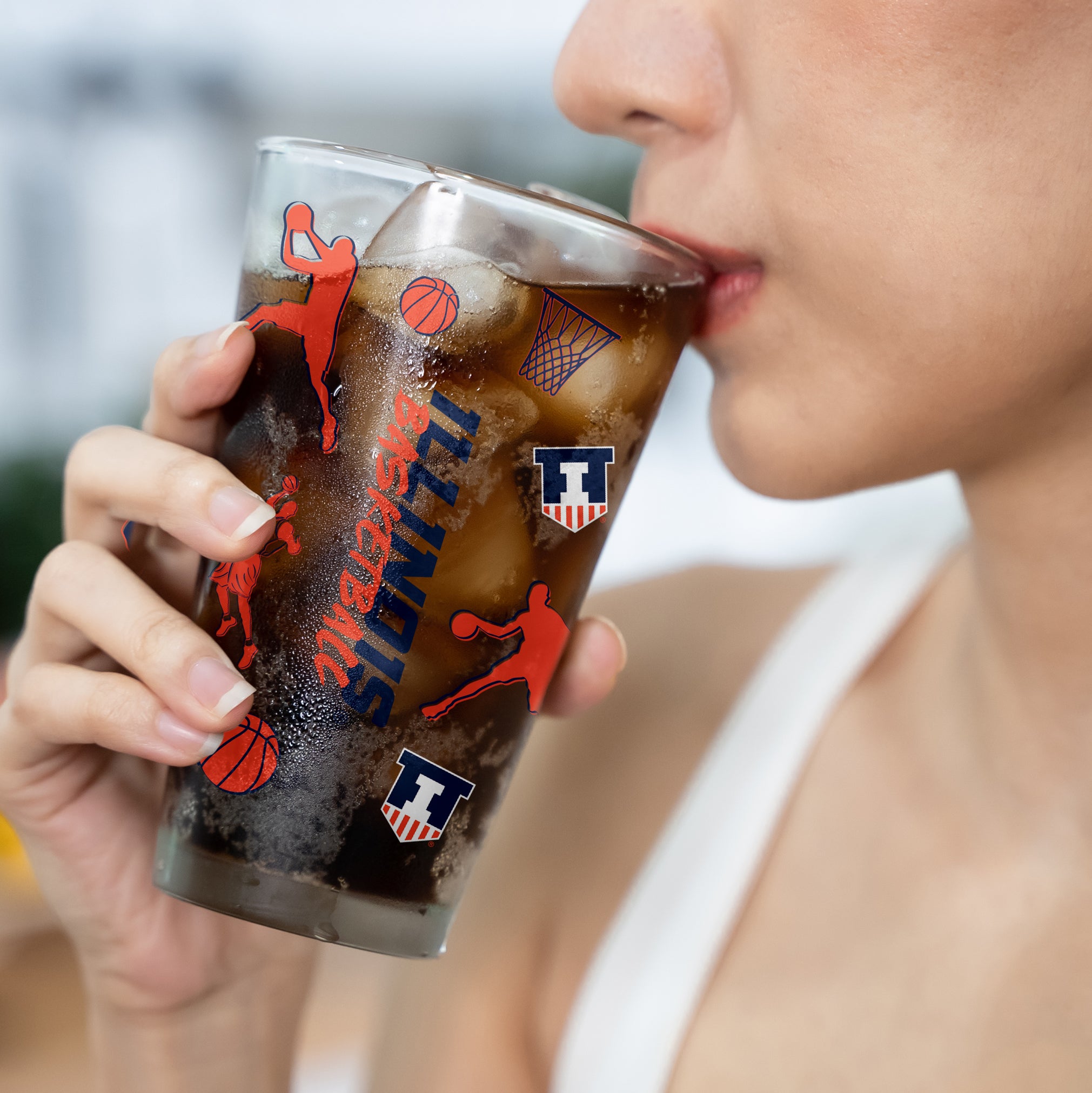 Set of 2 Illinois Fighting Illini Basketball Sketch 16oz Pints