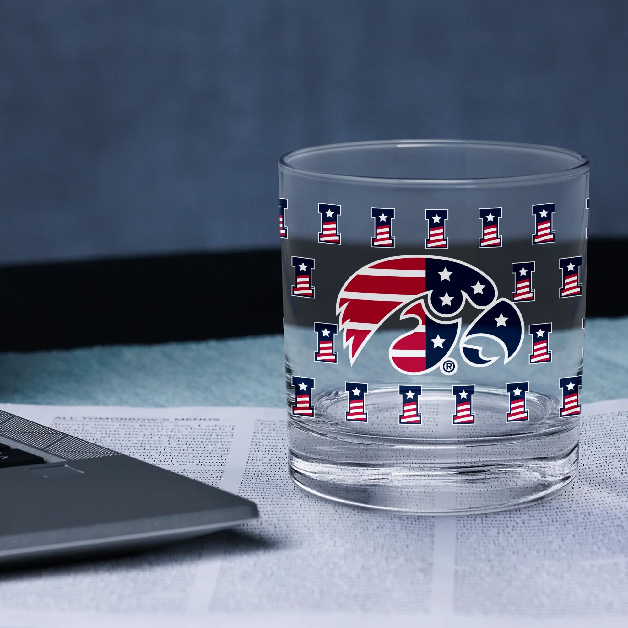 Set of 2 Iowa Hawkeyes 14oz Americana Rocks Glasses