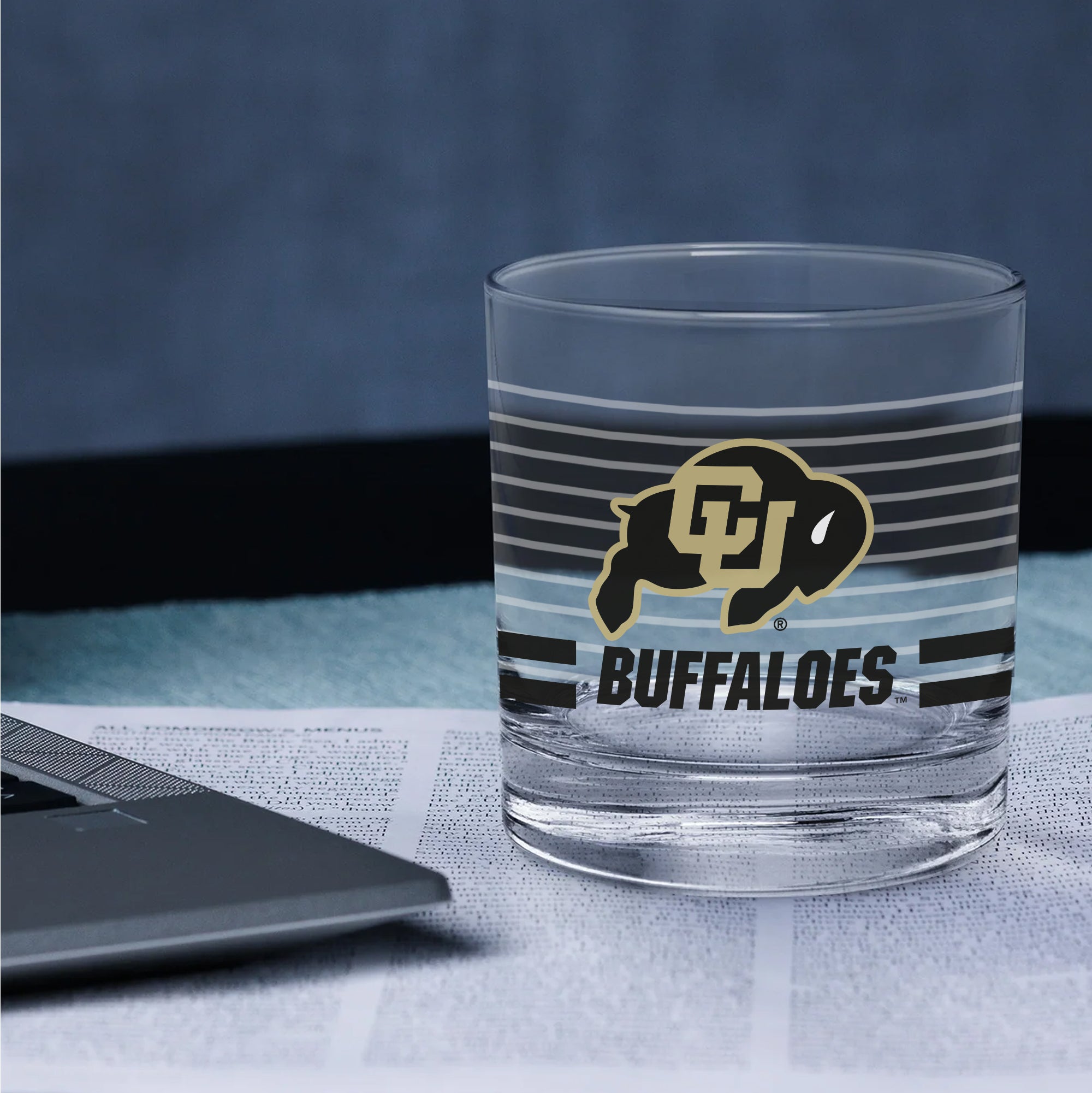 Set of 2 Colorado Buffaloes 14oz Ring Rocks Glasses