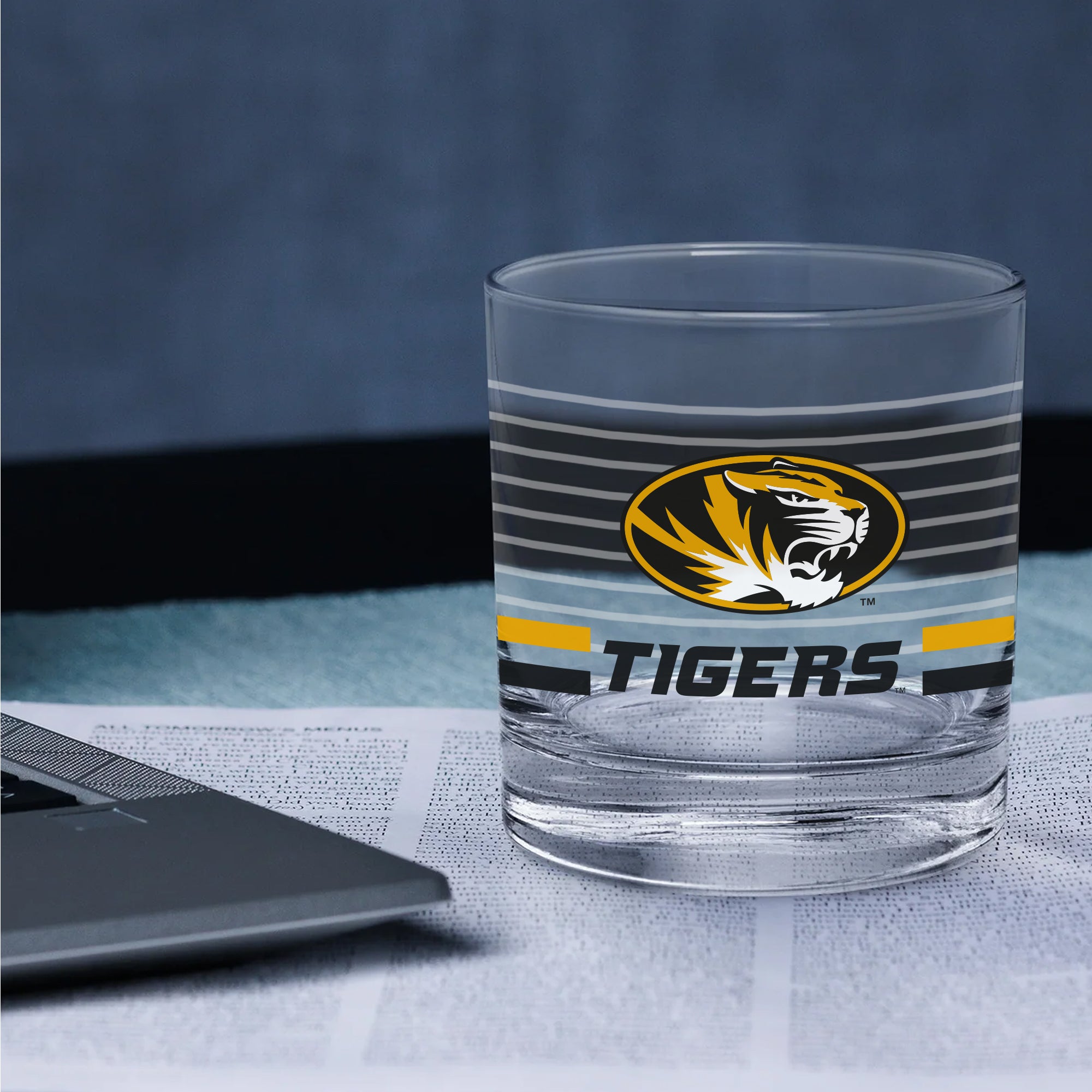 Set of 2 Missouri Tigers 14oz Ring Rocks Glasses