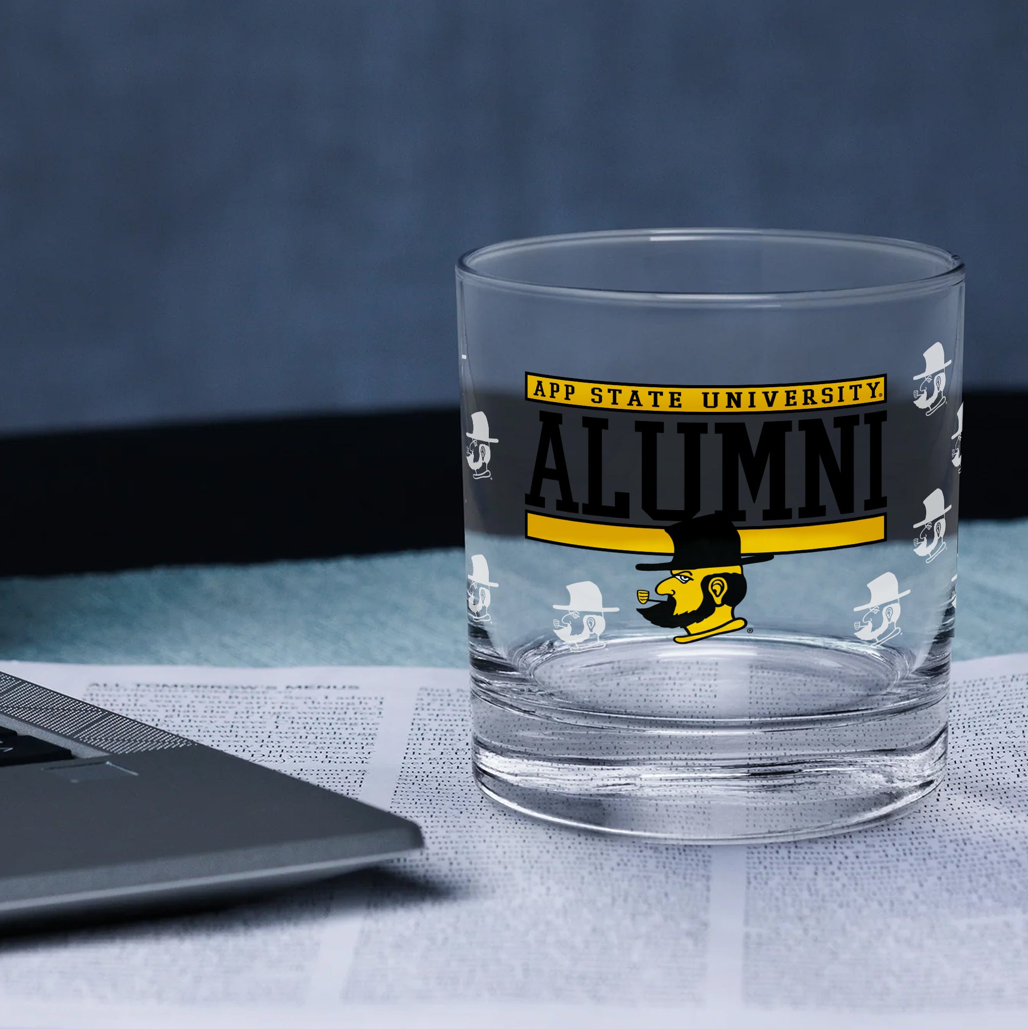 Set of 2 App State Mountaineers 14oz Alumni Rocks Glasses
