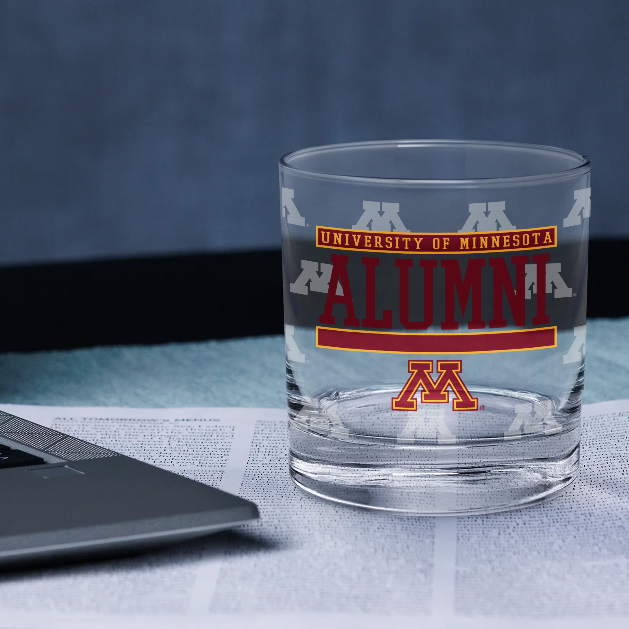 Set of 2 Minnesota Golden Gophers 14oz Alumni Rocks Glasses
