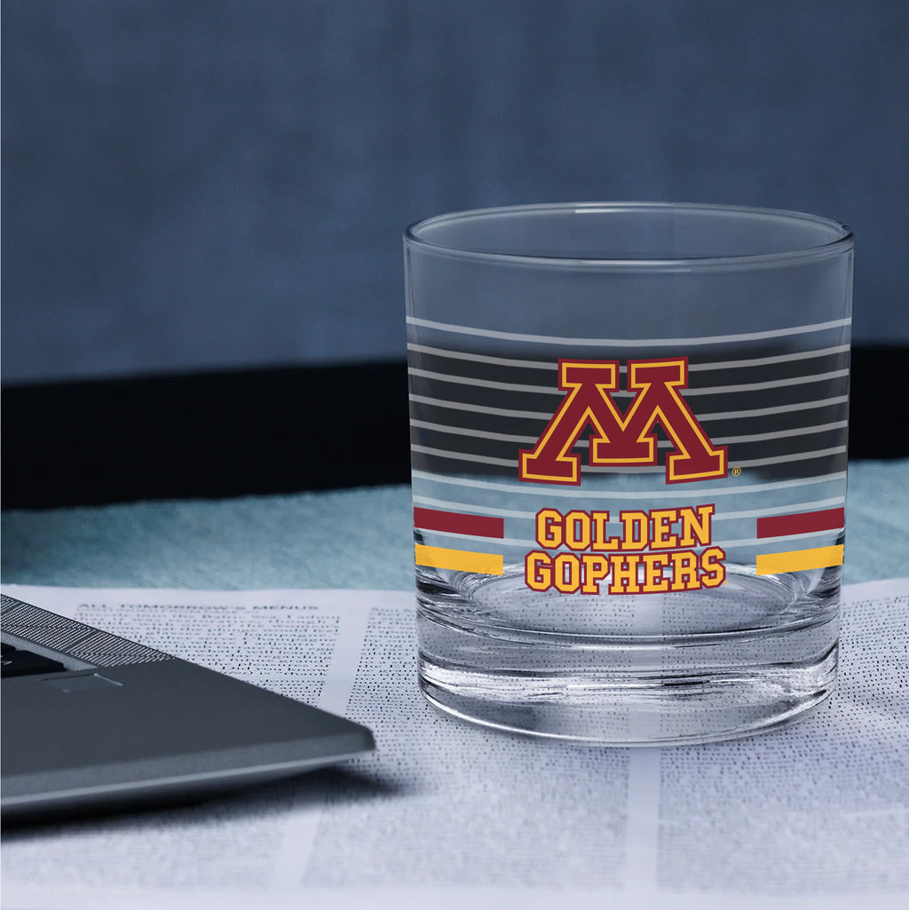 Set of 2 Minnesota Golden Gophers 14oz Ring Rocks Glasses