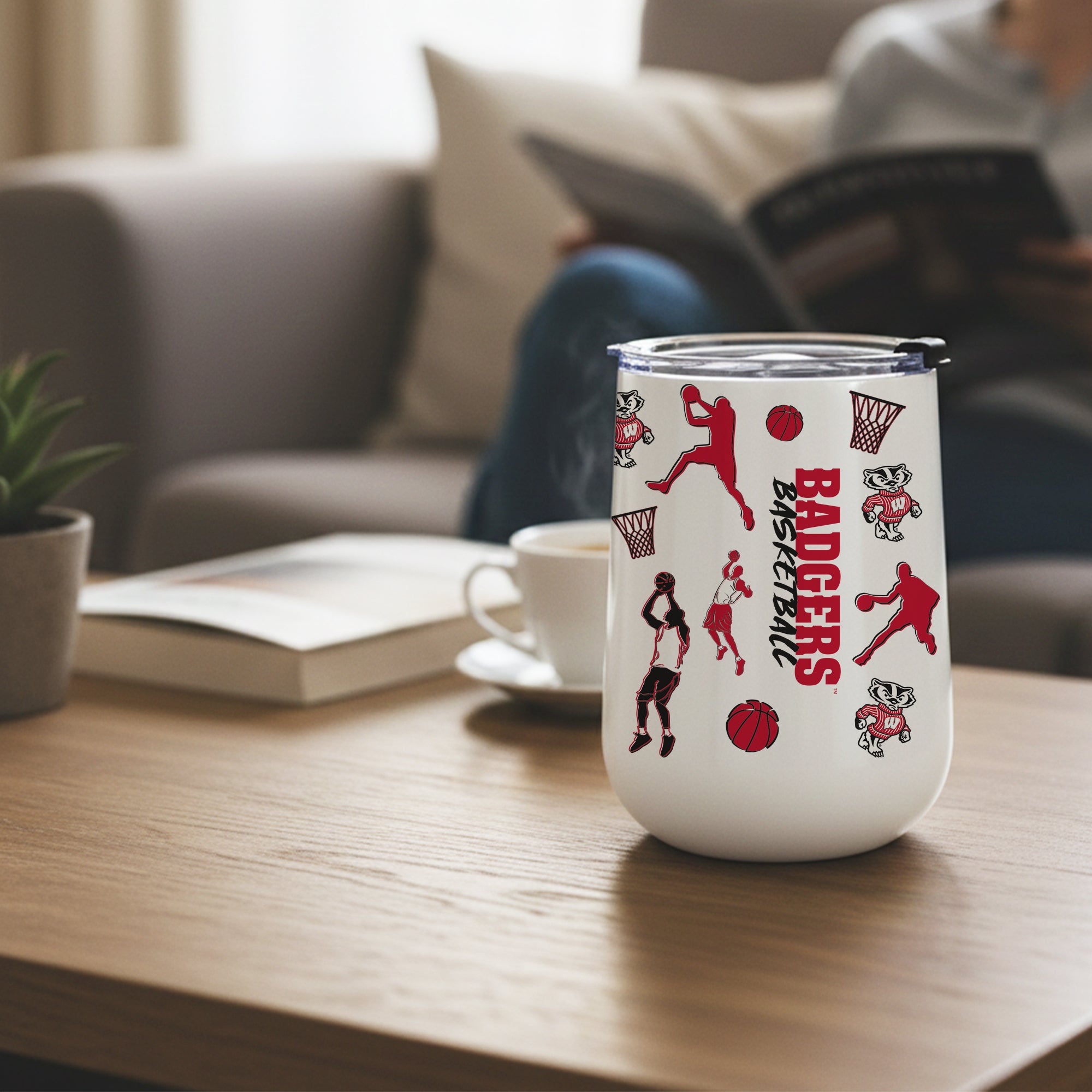 18oz Wisconsin Badgers Basketball Sketch Stainless Tumbler