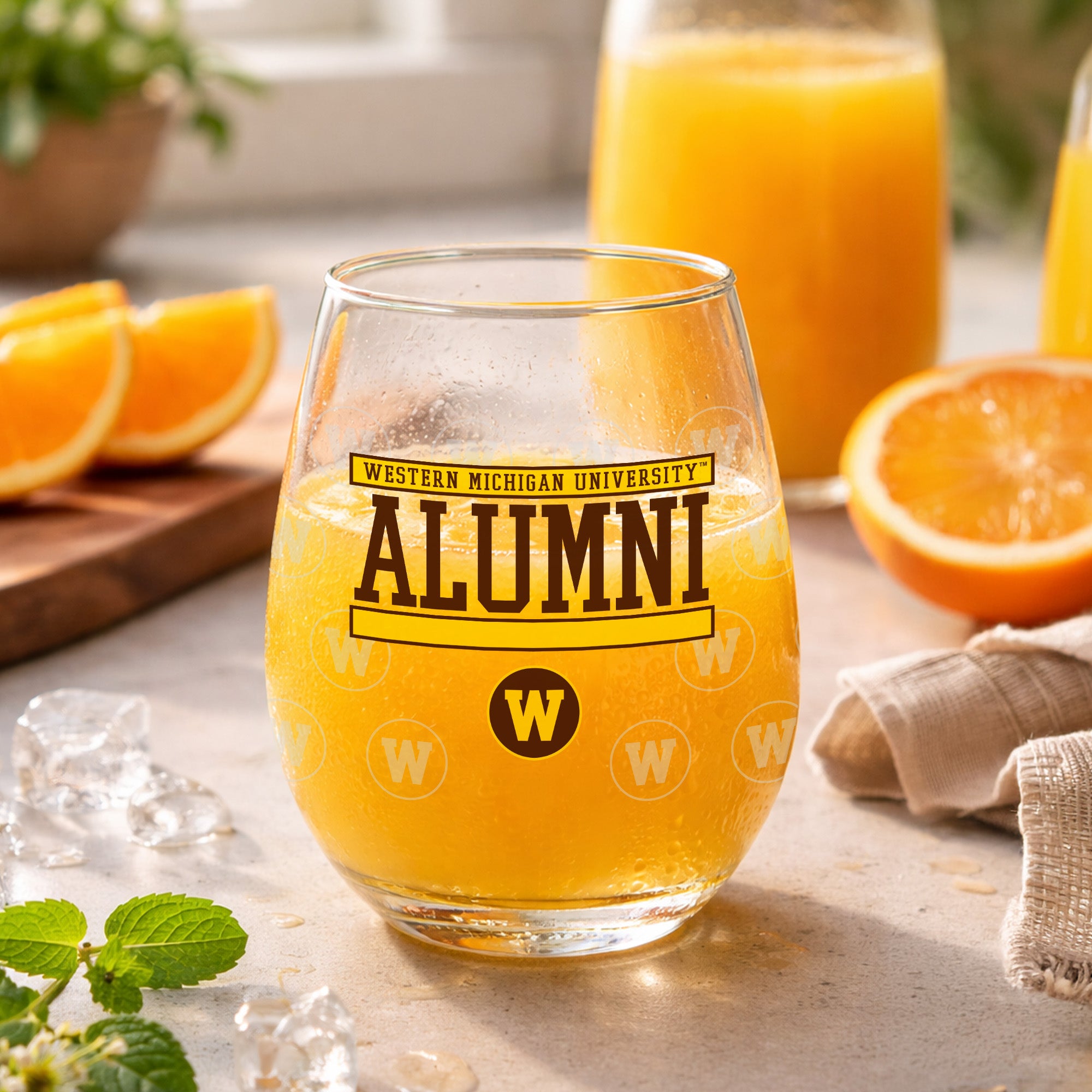 Set of 2 Western Michigan Alumni 15oz Stemless
