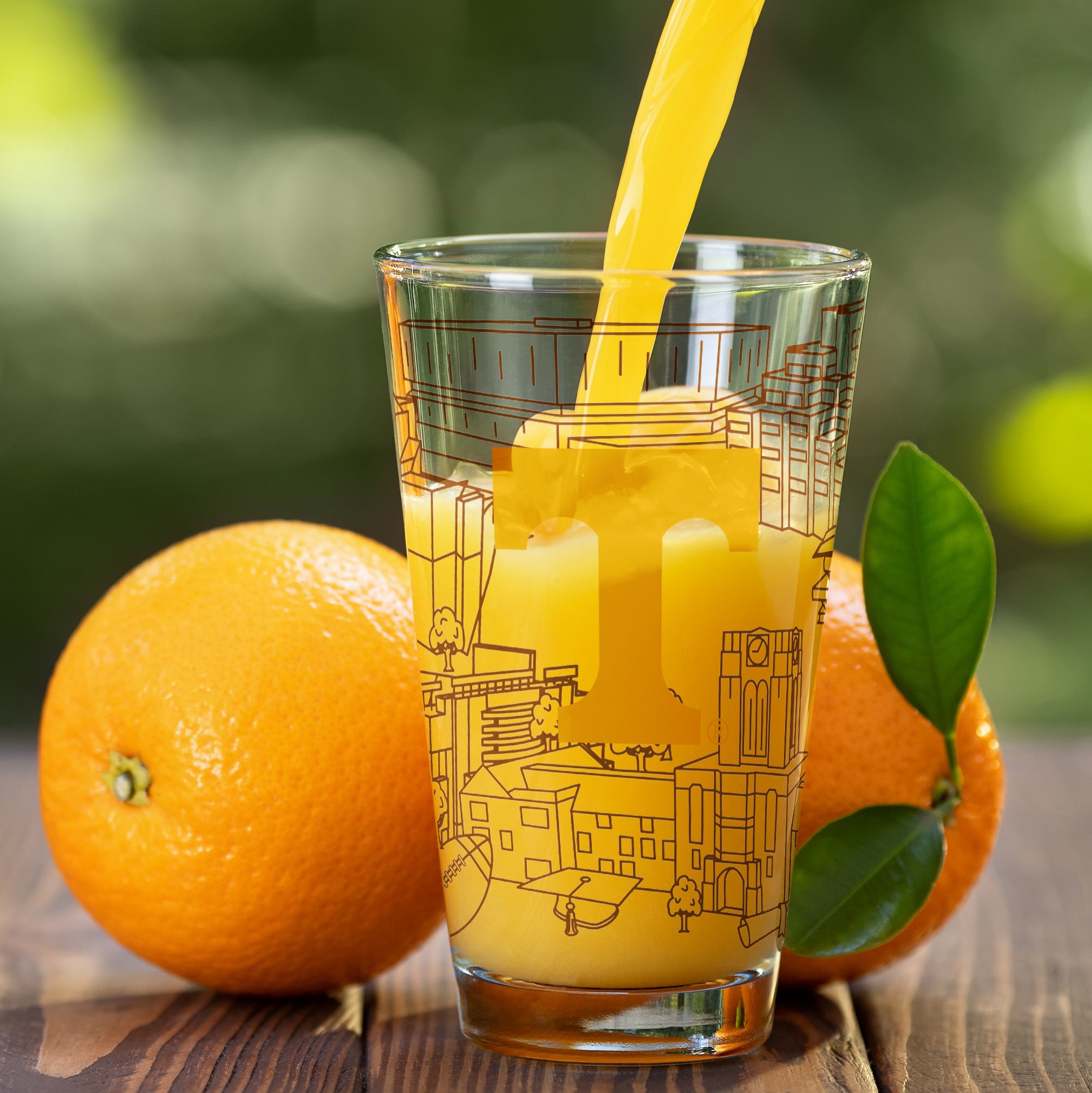 Set of 2 Tennessee Volunteers Campus Line Art 16oz Pints
