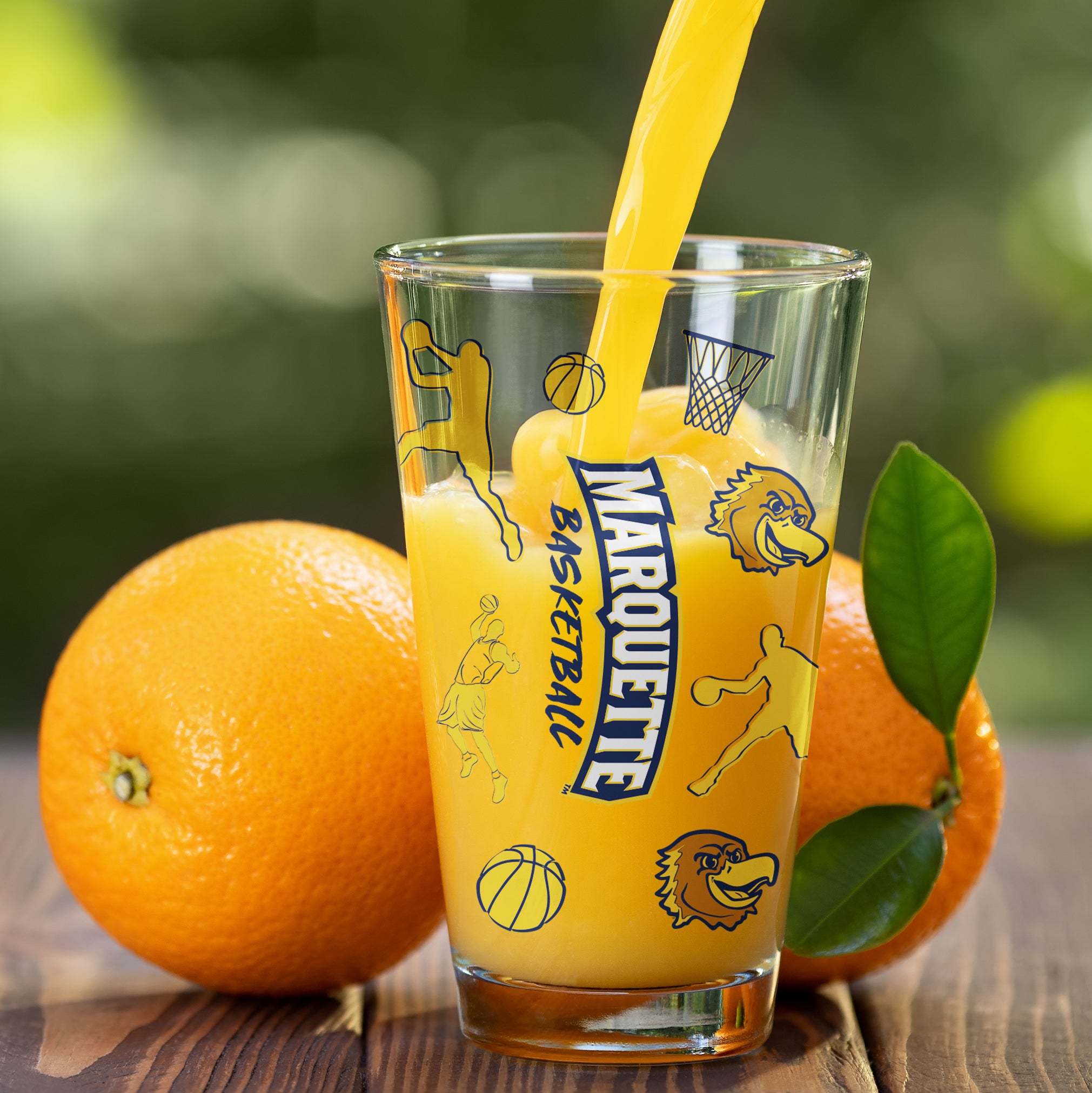 Set of 2 Marquette Golden Eagles Basketball Sketch 16oz Pints