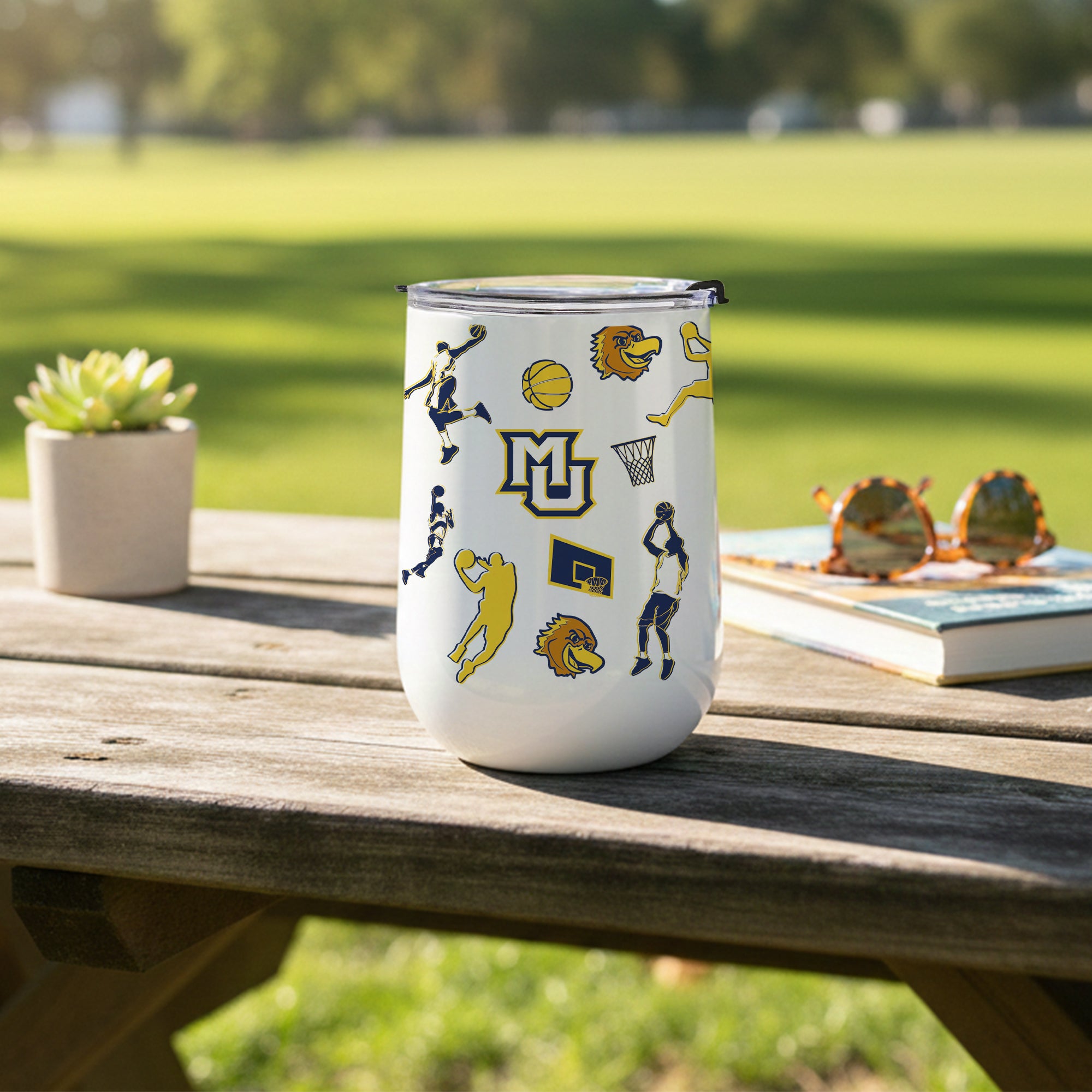18oz Marquette Golden Eagles Basketball Sketch Stainless Tumbler