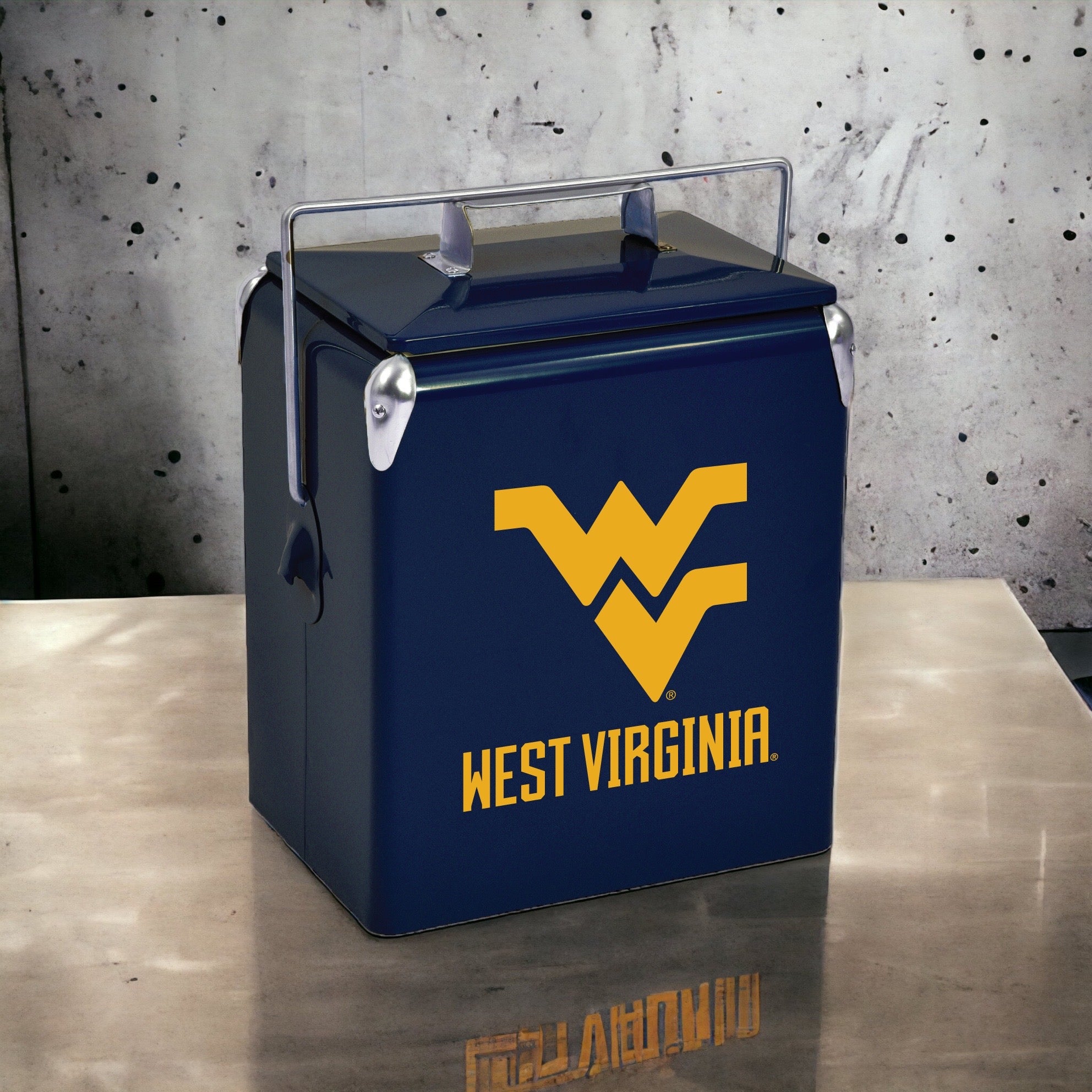 18qt West Virginia Mountaineers Vintage Party Cooler Party Cooler