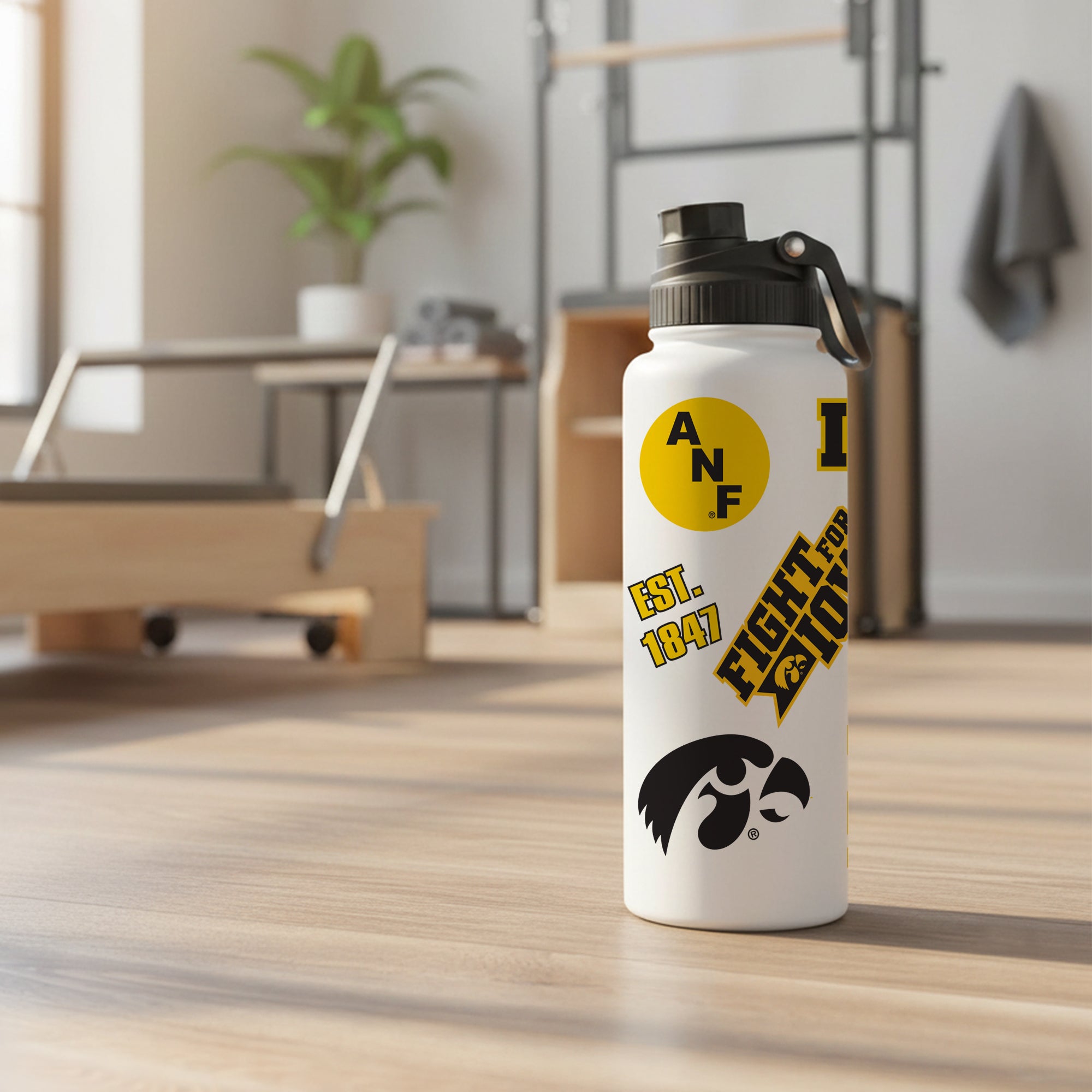 Iowa Hawkeyes 34oz Stainless Steel Medley Aqua Bottle