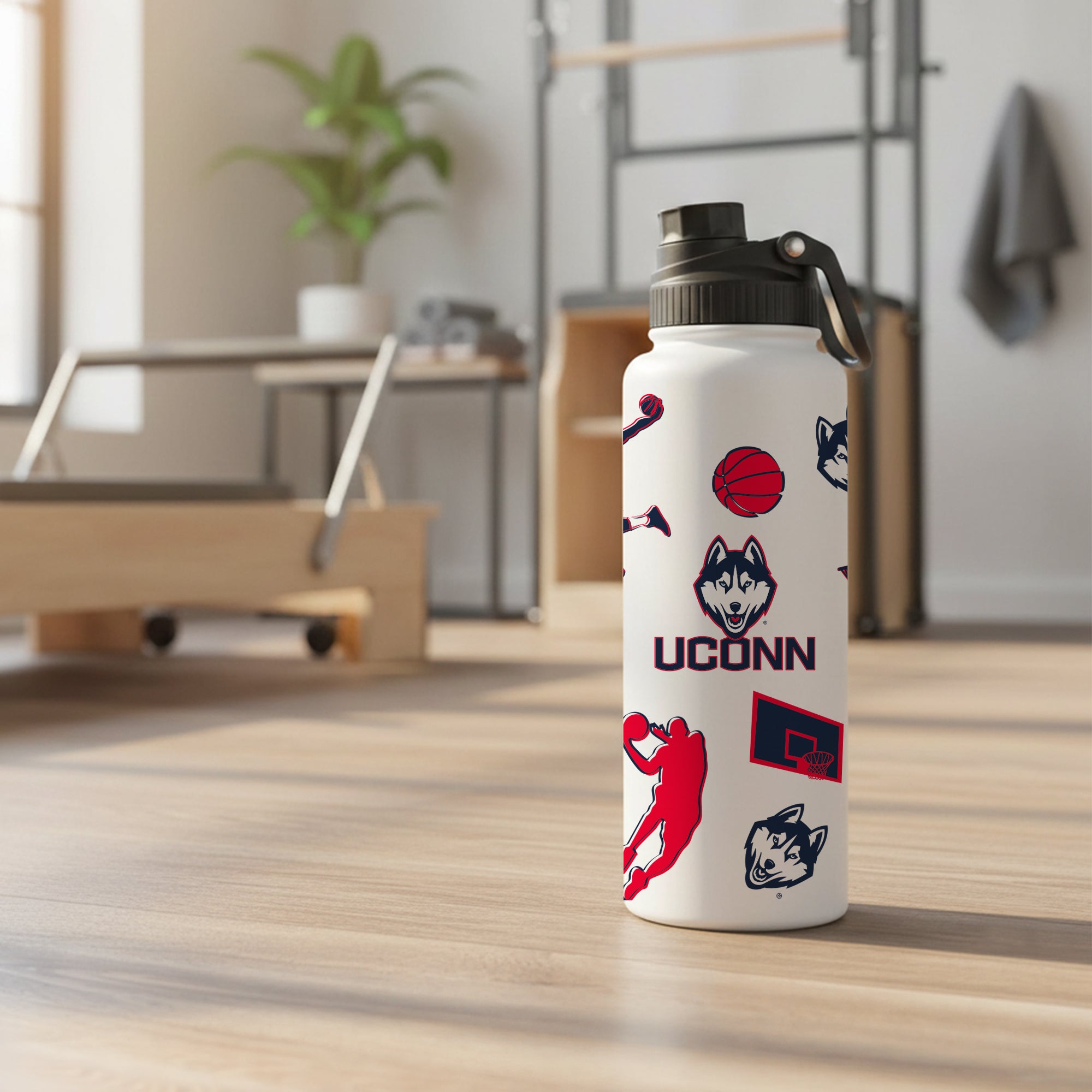 34oz UConn Huskies Basketball Sketch Aqua Bottle