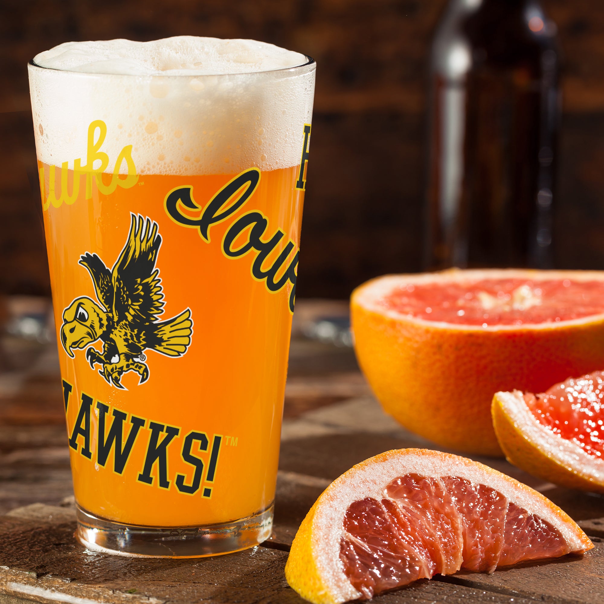 16oz Iowa Hawkeyes College Vault Medley Pint 2 Pack