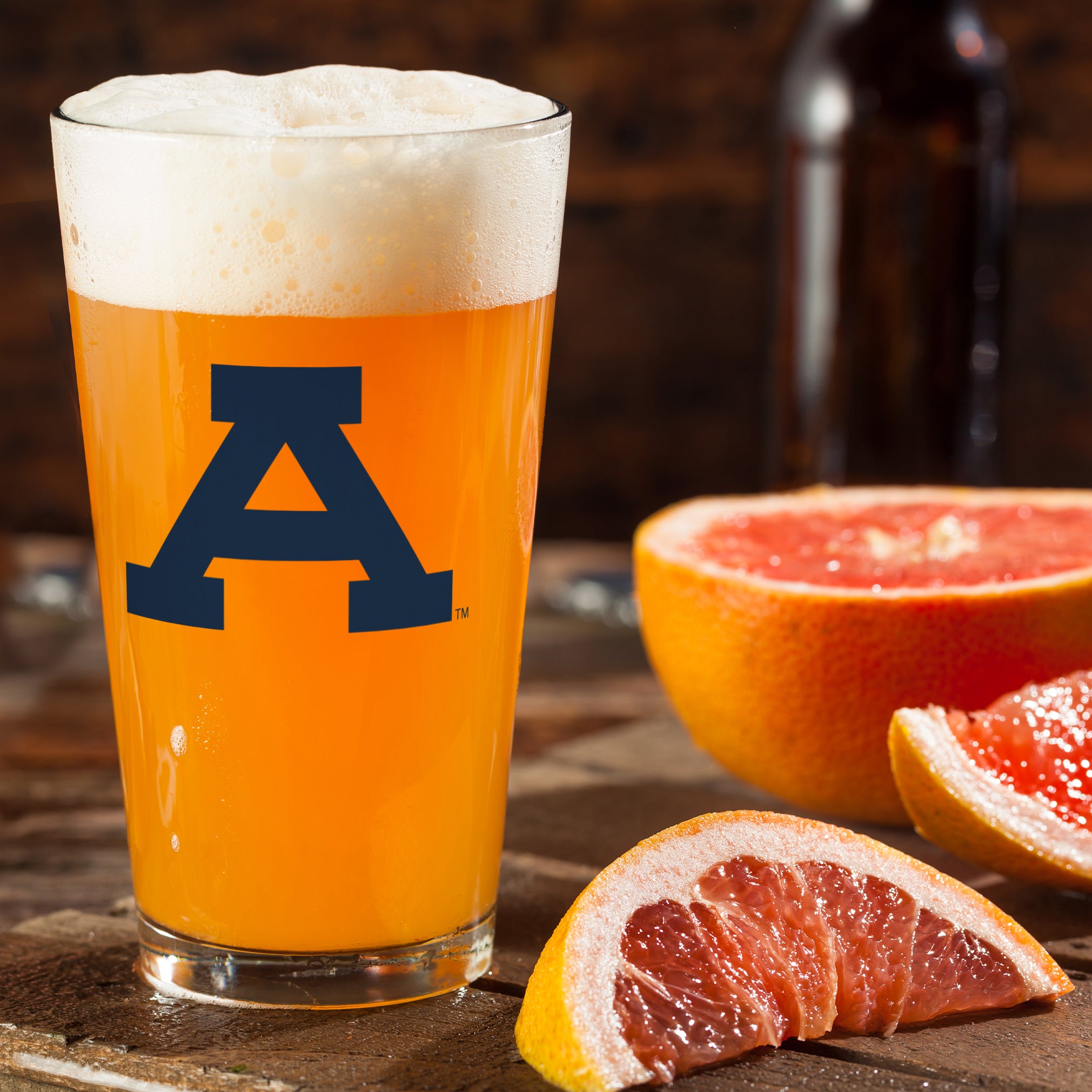 Set of 2 Auburn Tigers College Vault Sketch 16oz Pints
