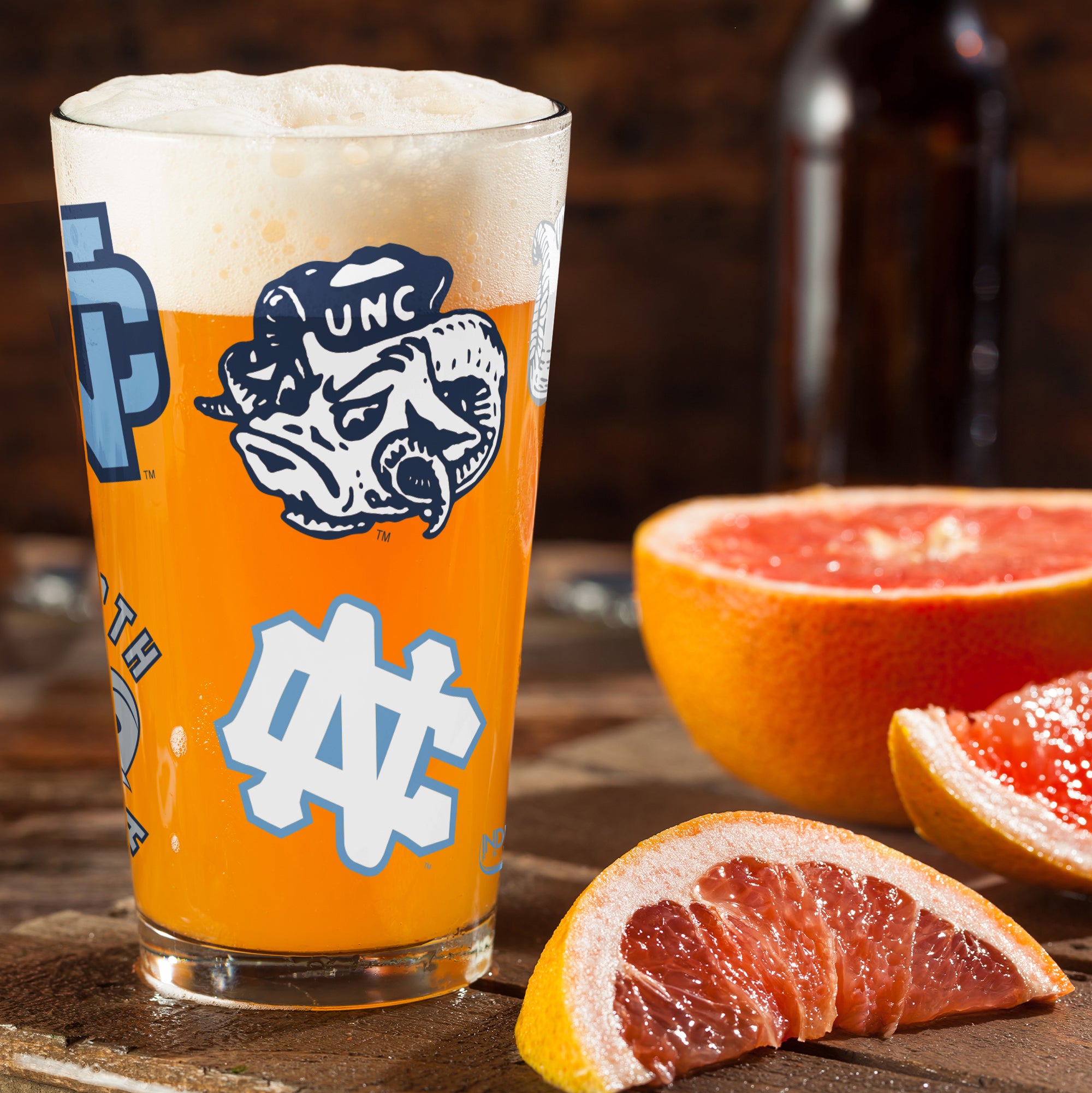 16oz North Carolina Tar Heels College Vault Medley Pint 2 Pack