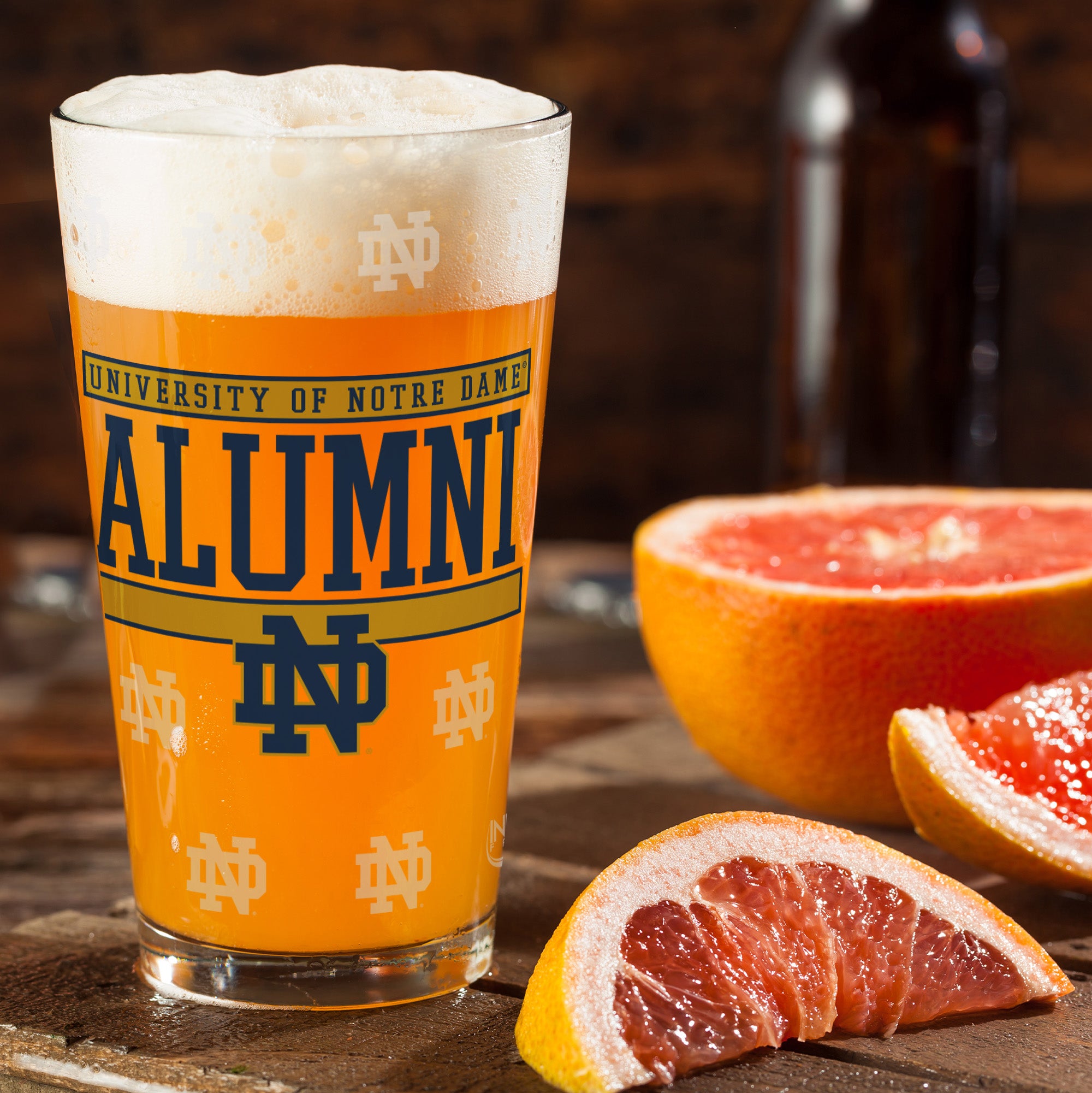 Set of 2 Notre Dame Fighting Irish 16oz Alumni Pints