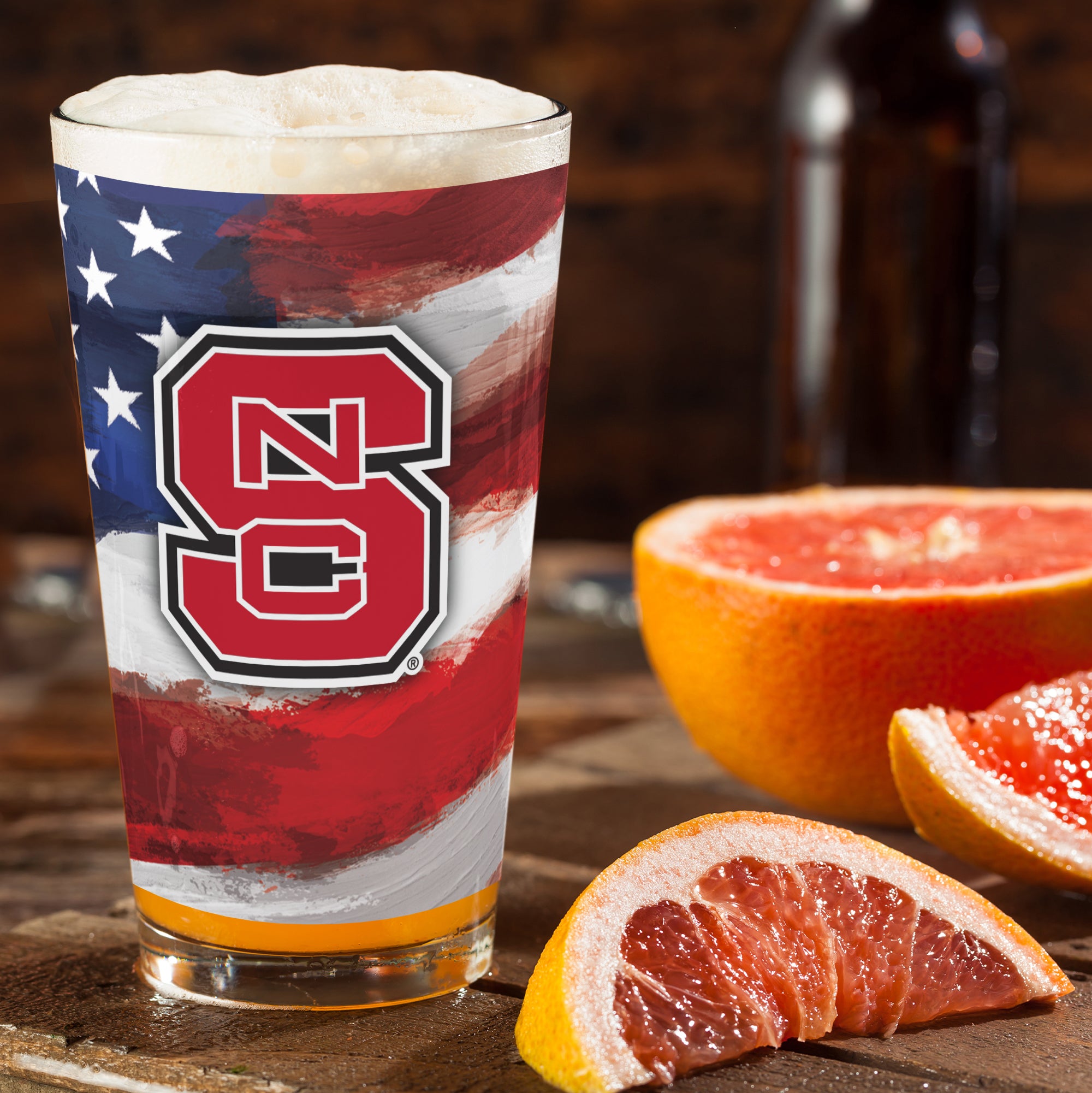 Set of 2 North Carolina State Timber Wolves 16oz Americana Pints