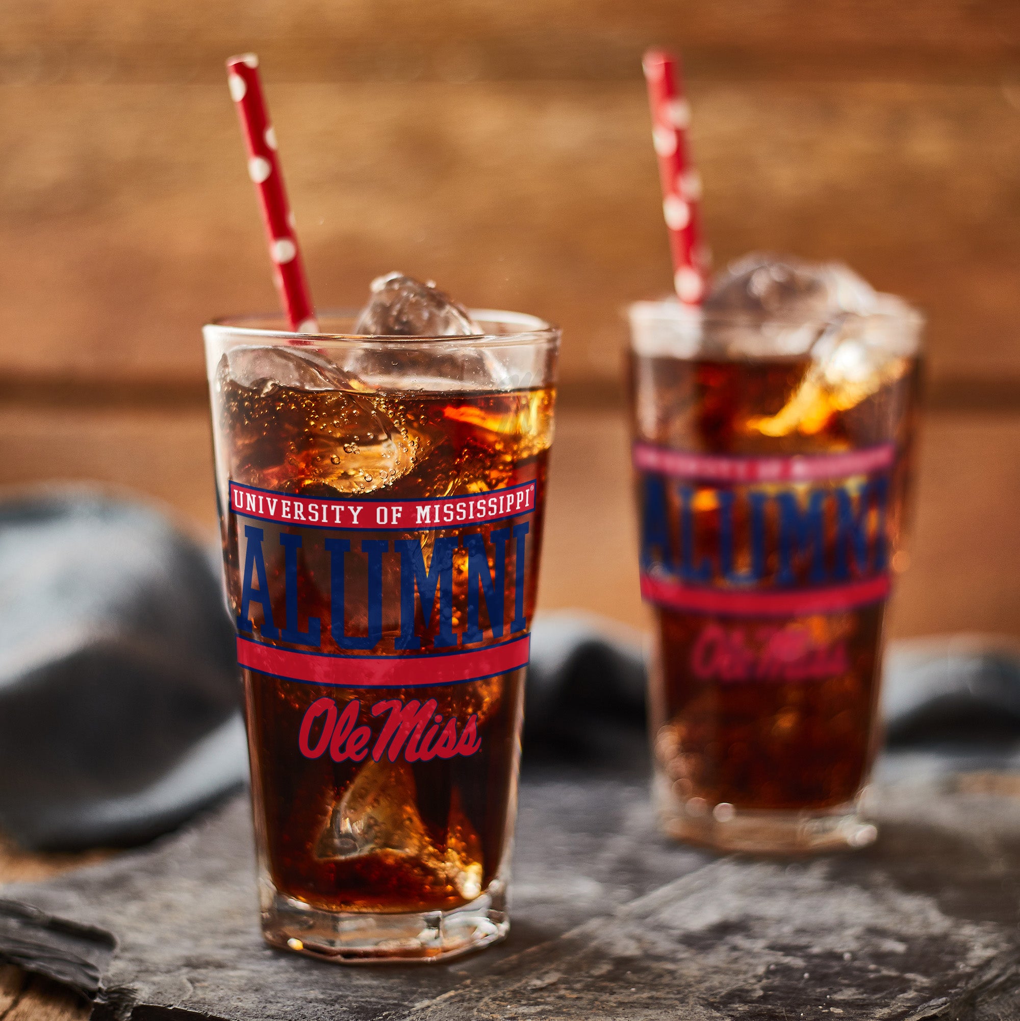 Set of 2 Ole Miss Rebels 16oz Alumni Pints