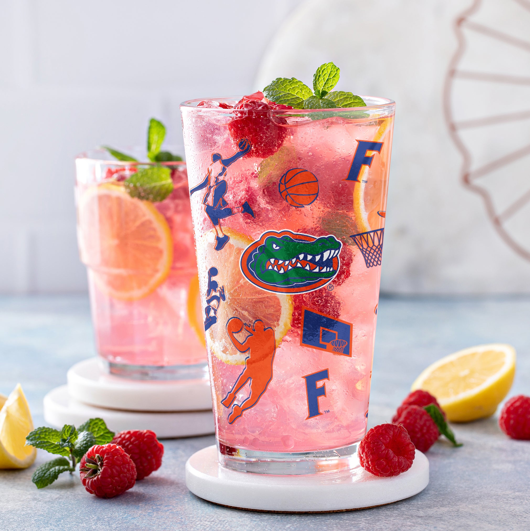 Set of 2 Florida Gators Basketball Sketch 16oz Pints