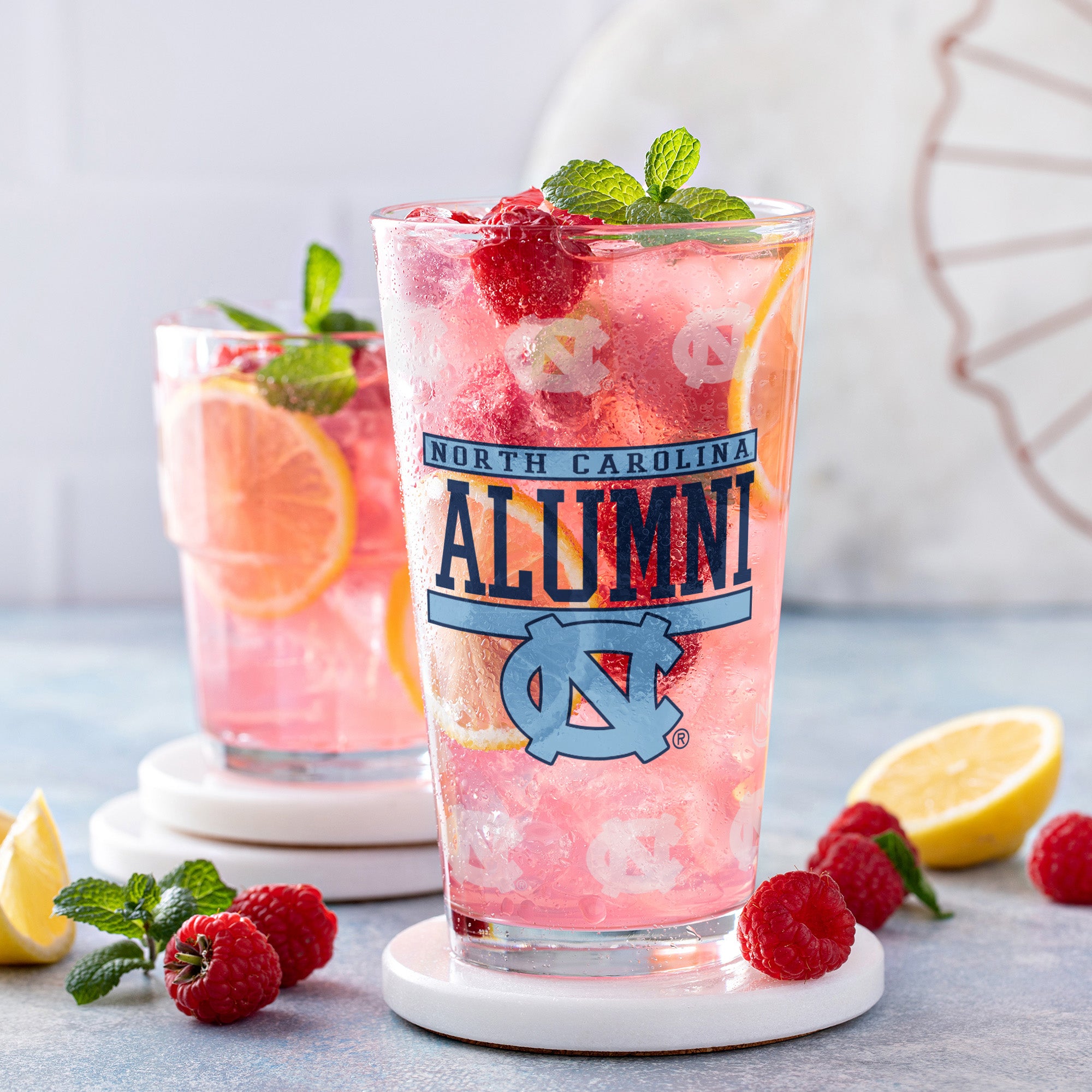 Set of 2 North Carolina Tar Heels 16oz Alumni Pints