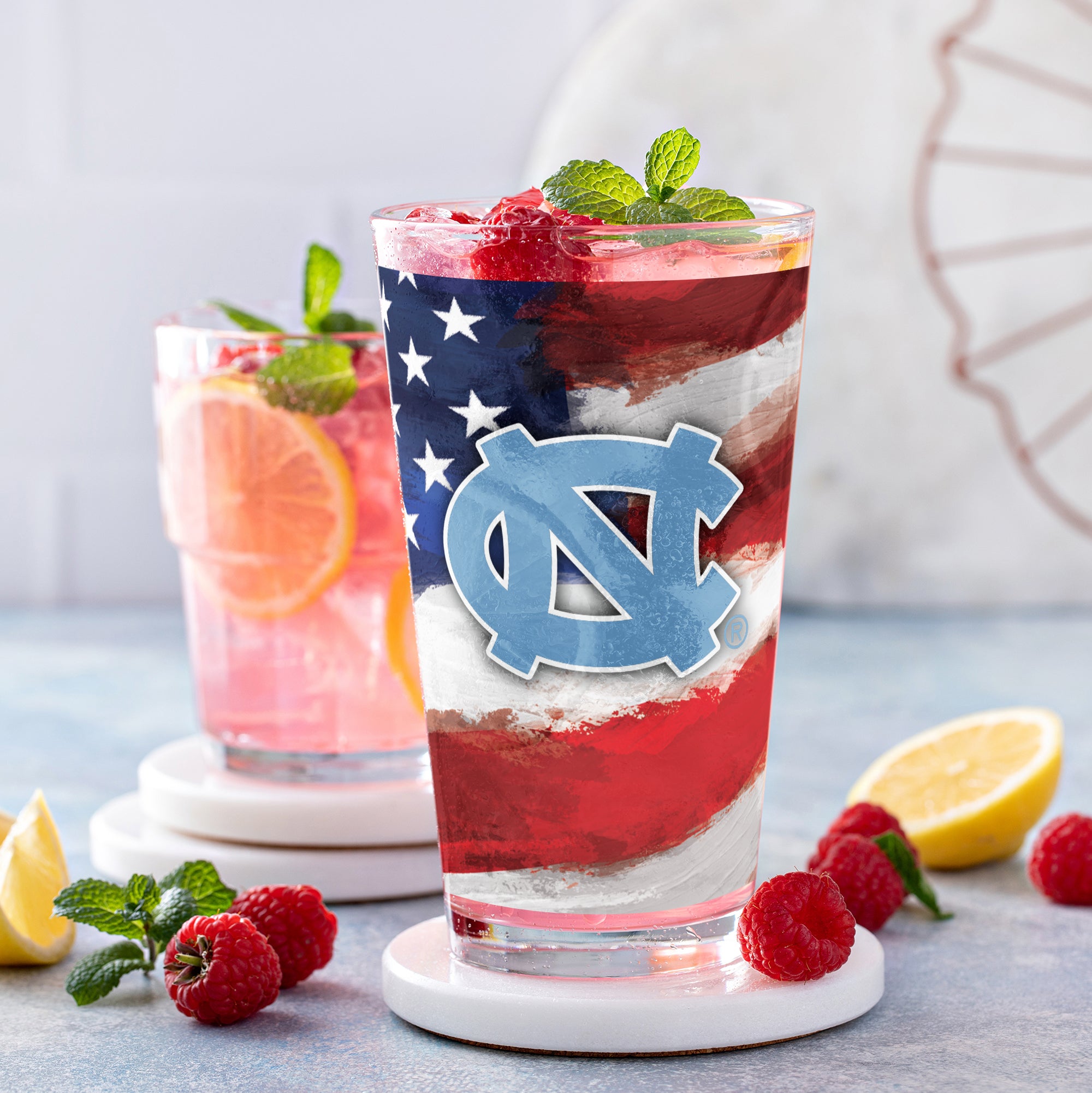 Set of 2 North Carolina Tar Heels 16oz Americana Pints