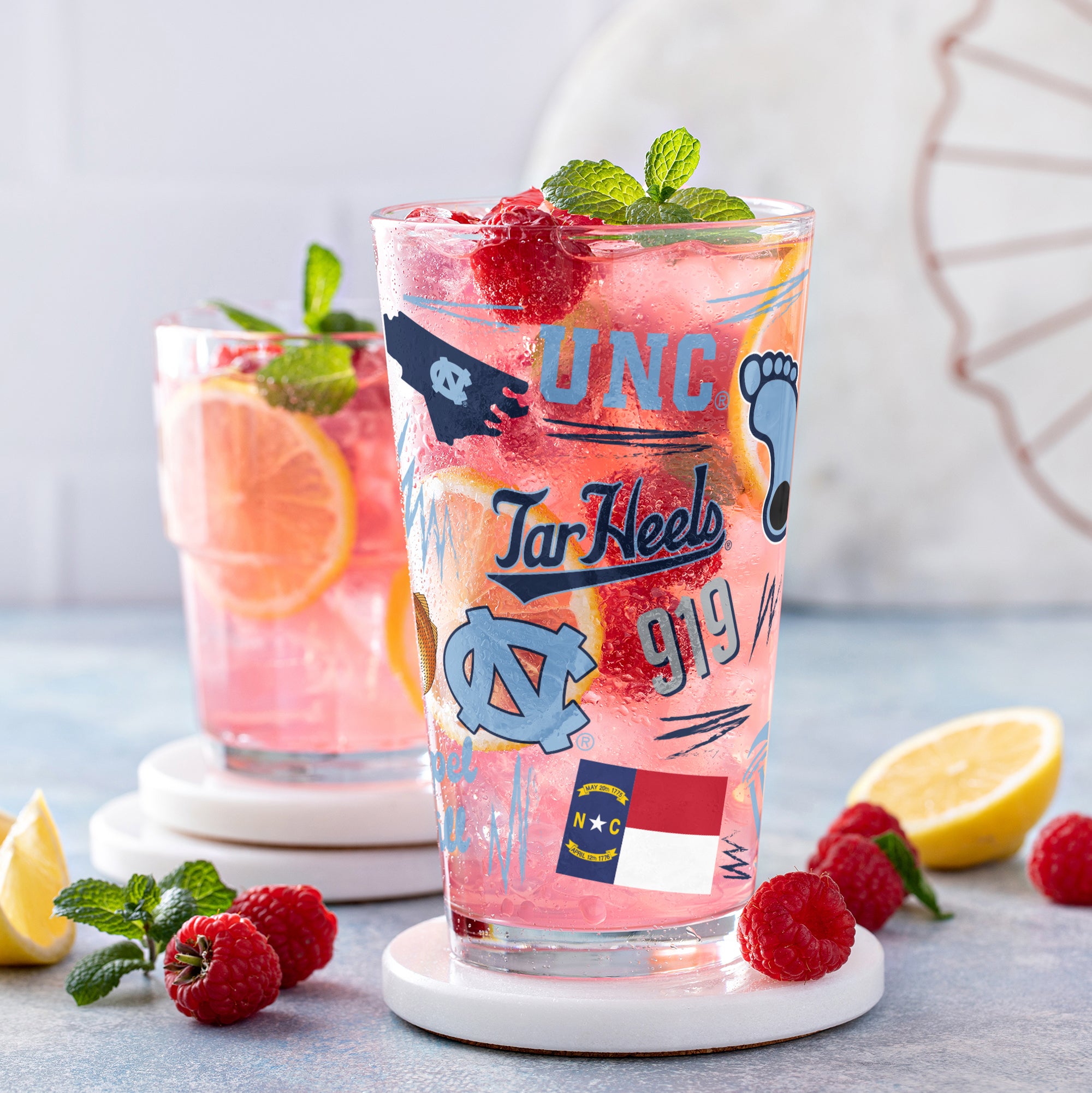 Set of 2 North Carolina Tar Heels Local 16oz Pints