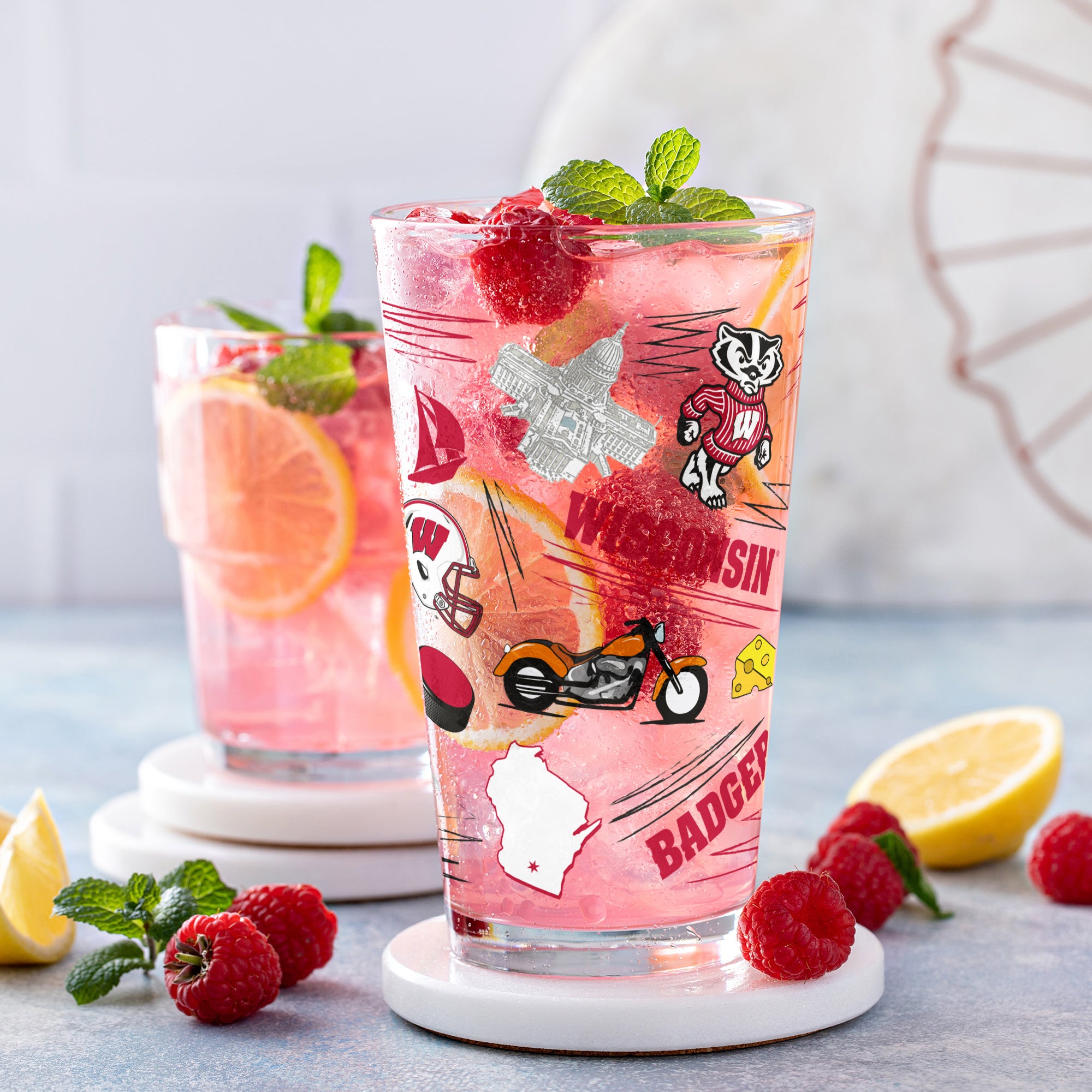 Set of 2 Wisconsin Badgers Local 16oz Pints