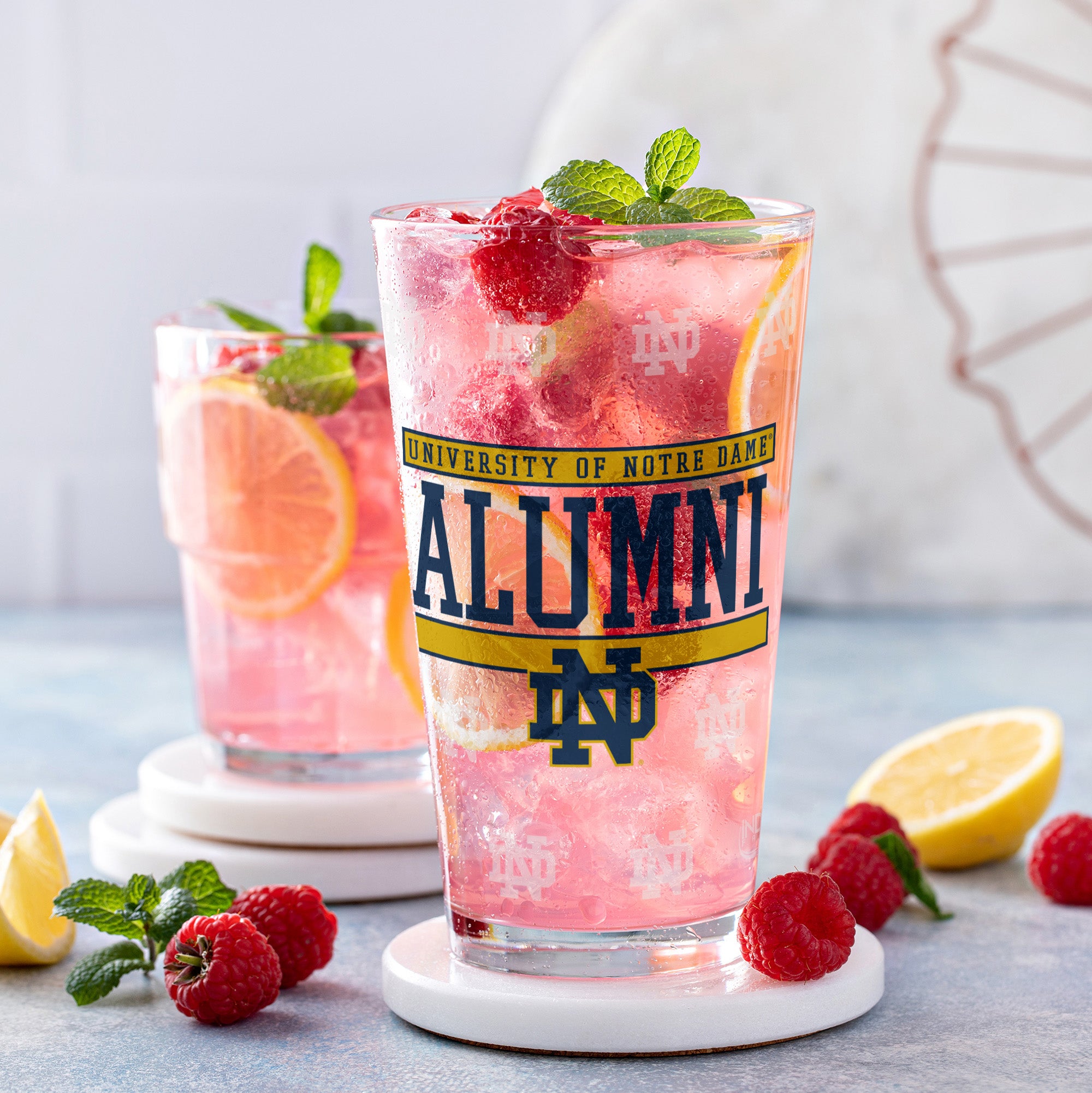 Set of 2 Notre Dame Fighting Irish 16oz Alumni Pints