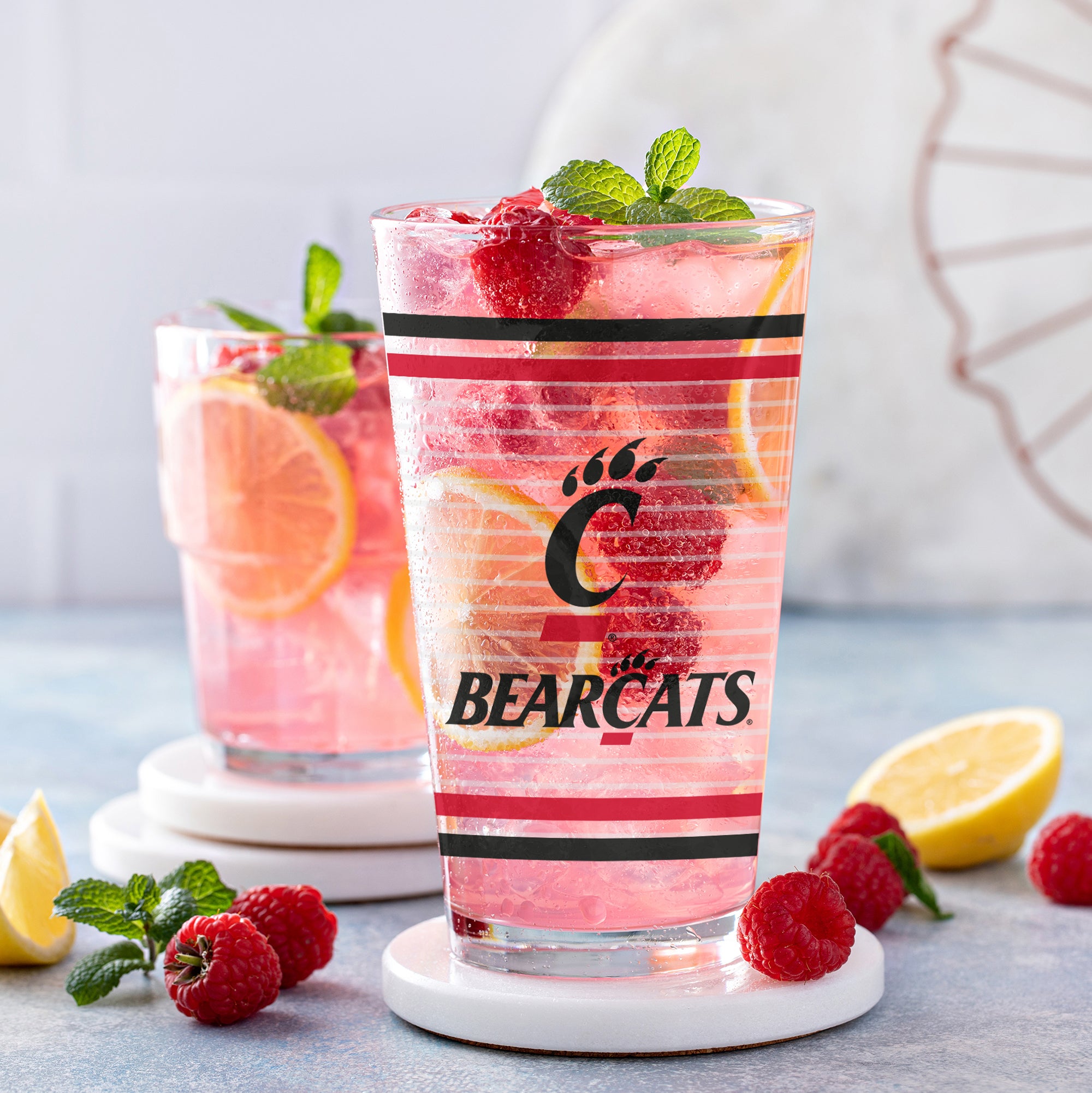 Set of 2 Cincinnati Bearcats 16oz Ring Pints
