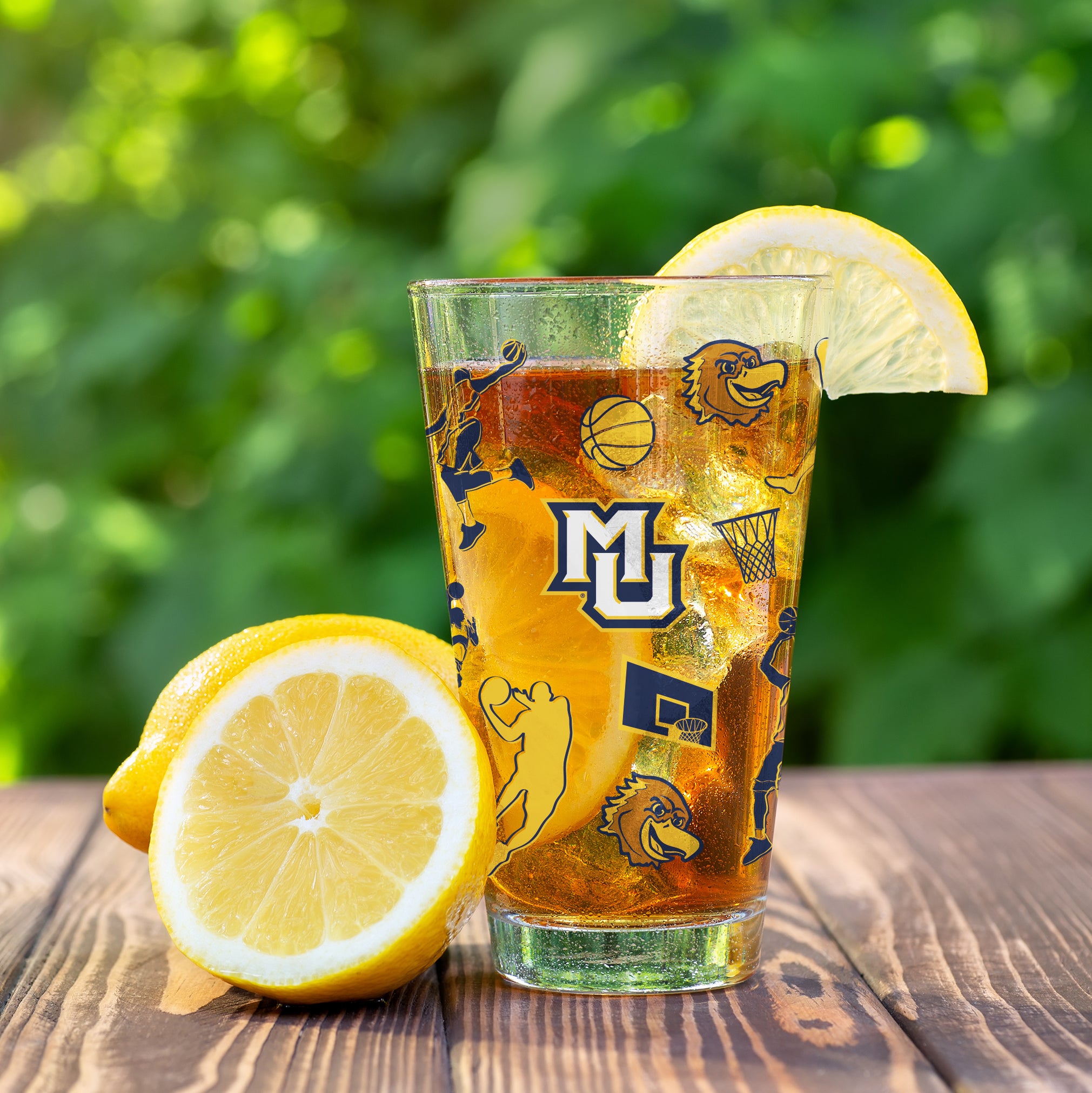 Set of 2 Marquette Golden Eagles Basketball Sketch 16oz Pints